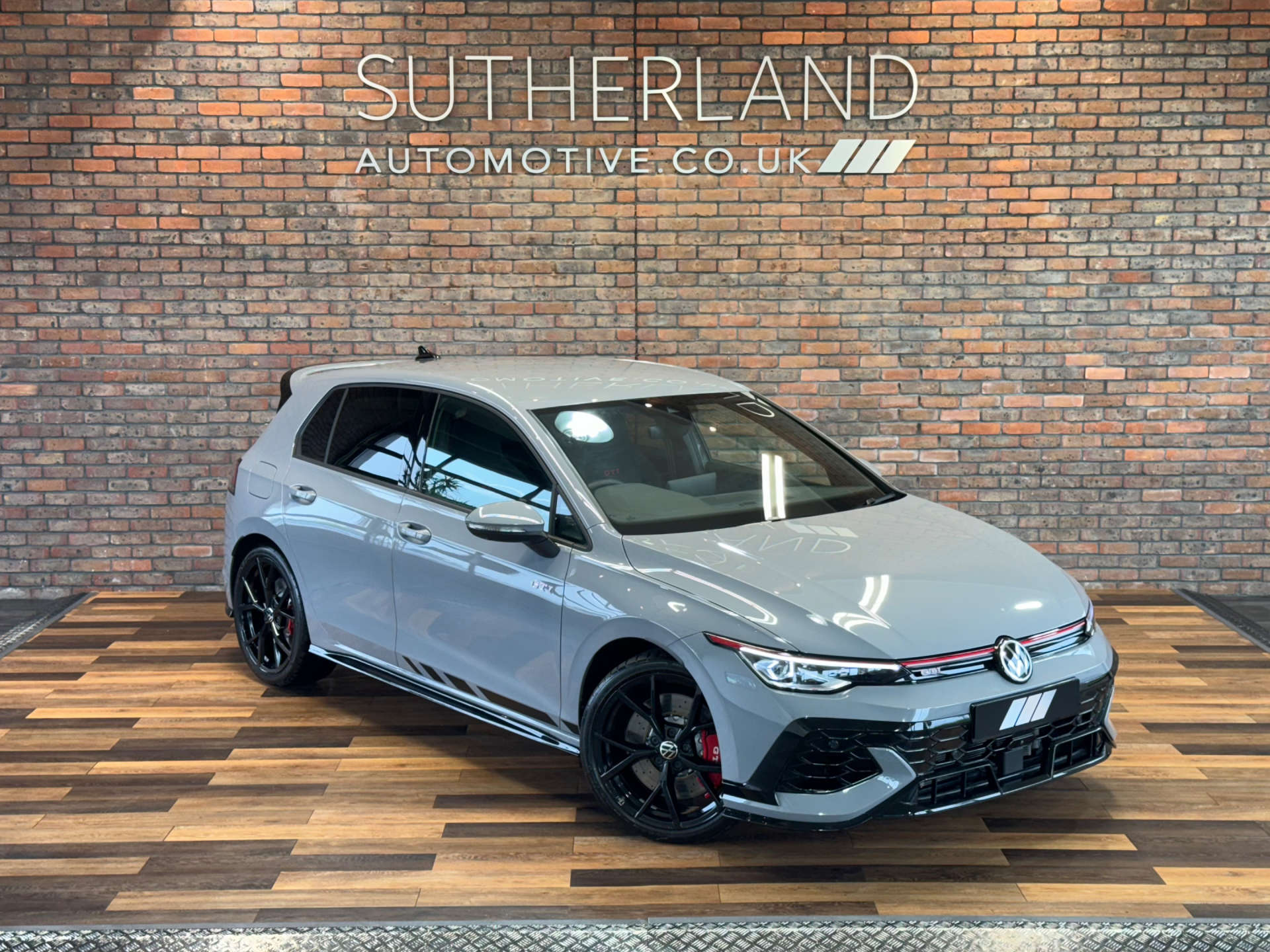 VOLKSWAGEN GOLF 2.0 Golf GTi Clubsport TSi Semi-Auto 5dr #1