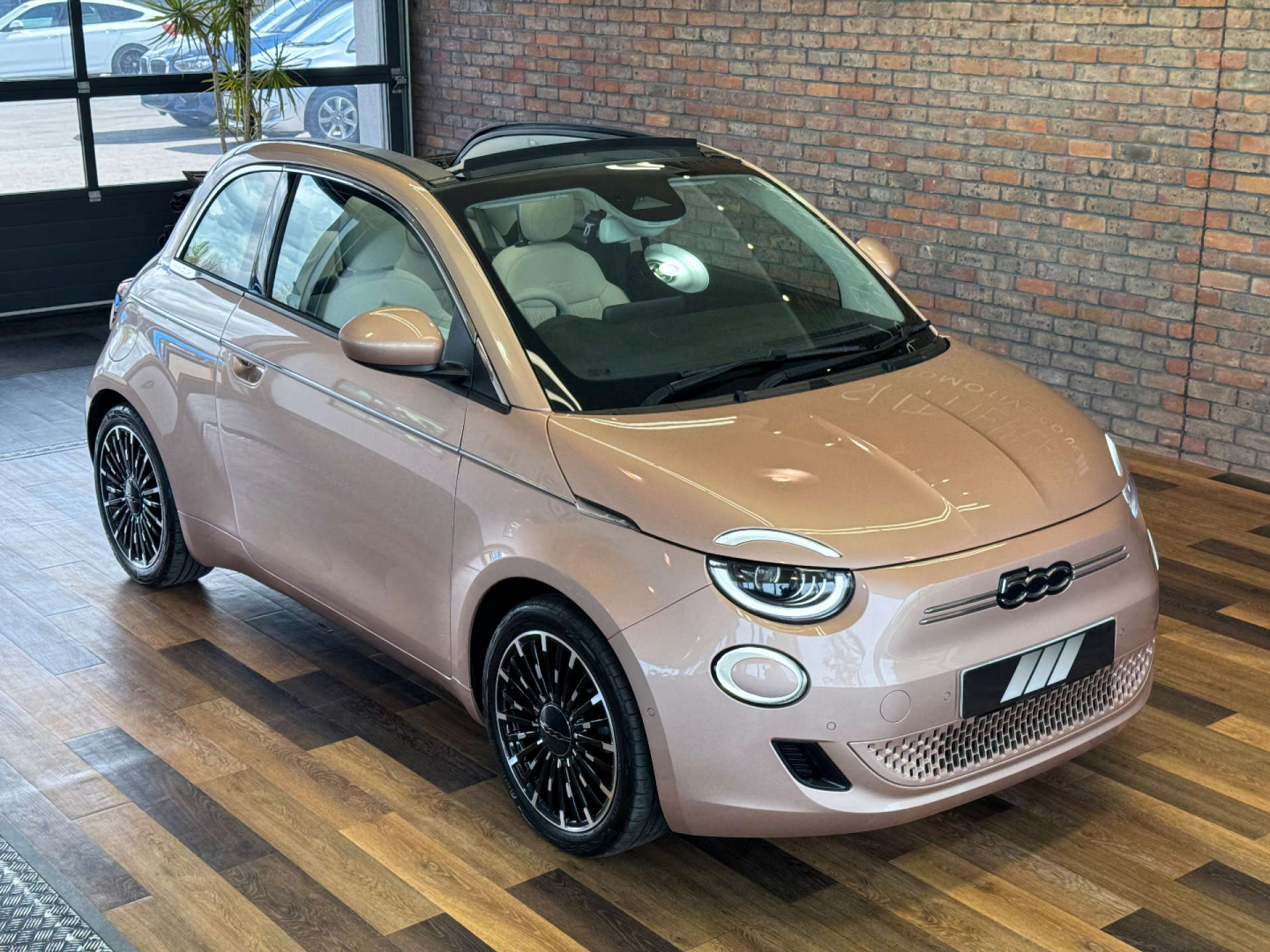 FIAT 500 500e La Prima 2dr #7