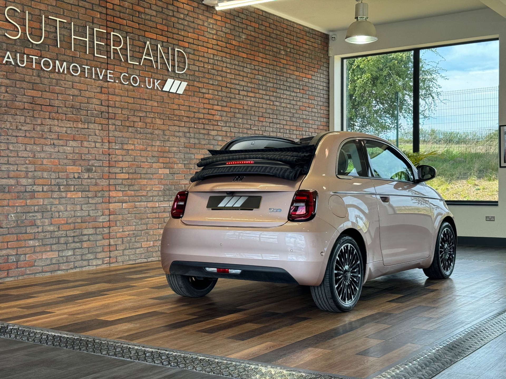 FIAT 500 500e La Prima 2dr #8