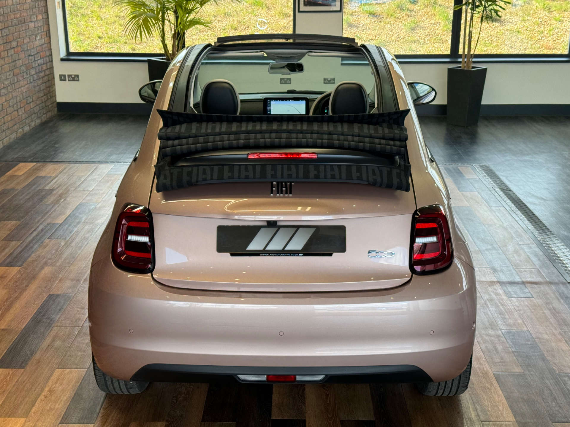 FIAT 500 500e La Prima 2dr #11