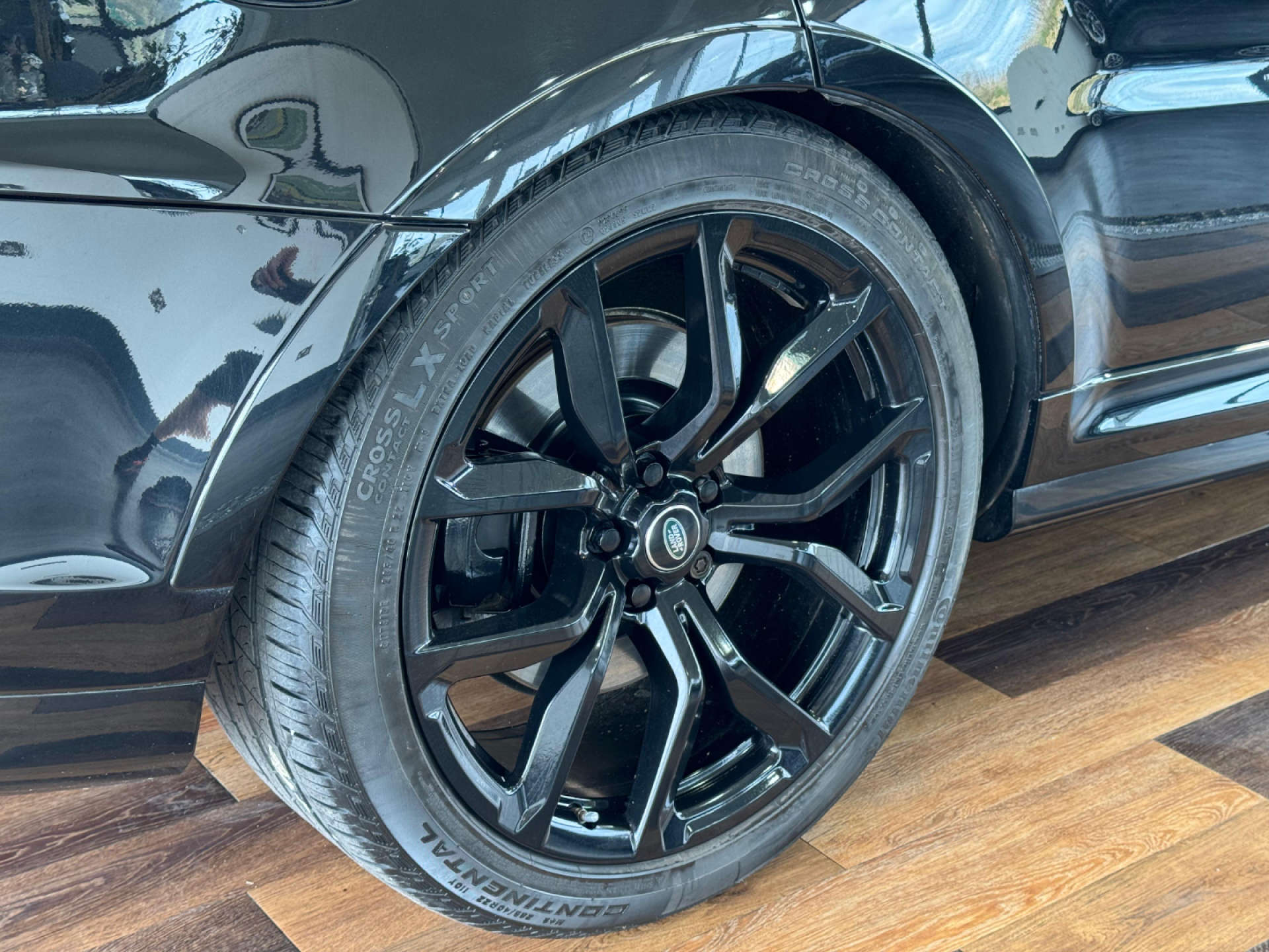 LAND ROVER RANGE ROVER SPORT 5.0 Range Rover Sport SVR S/C Auto 4WD 5dr #28
