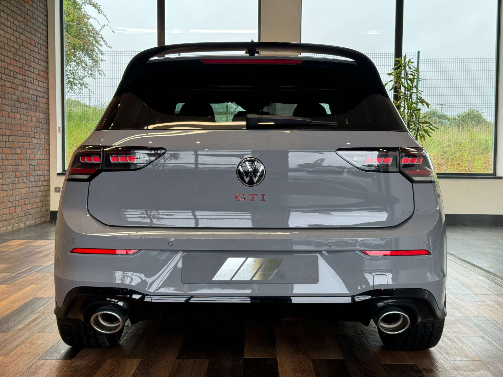 VOLKSWAGEN GOLF 2.0 Golf GTi Clubsport TSi Semi-Auto 5dr #8
