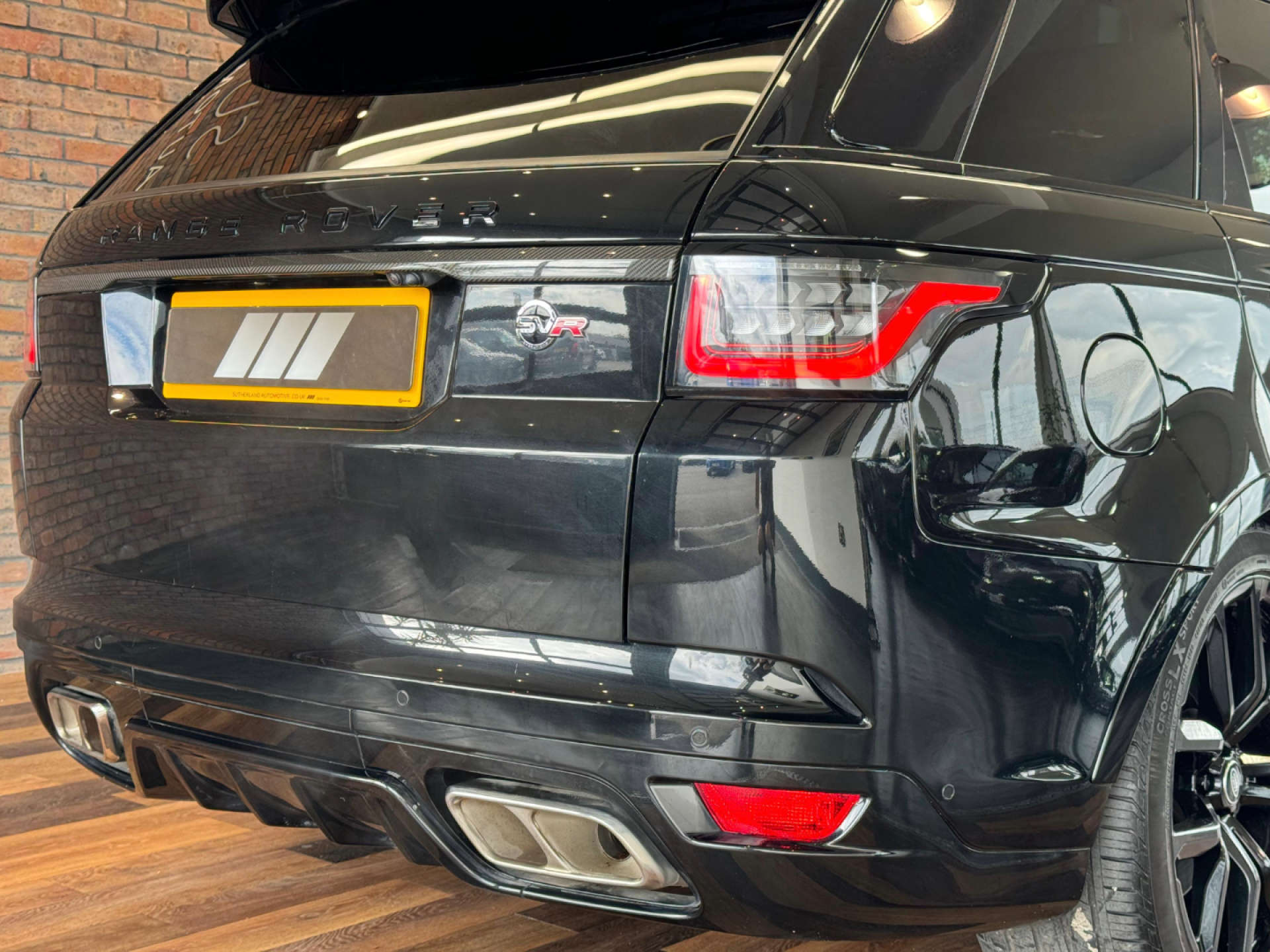 LAND ROVER RANGE ROVER SPORT 5.0 Range Rover Sport SVR S/C Auto 4WD 5dr #31