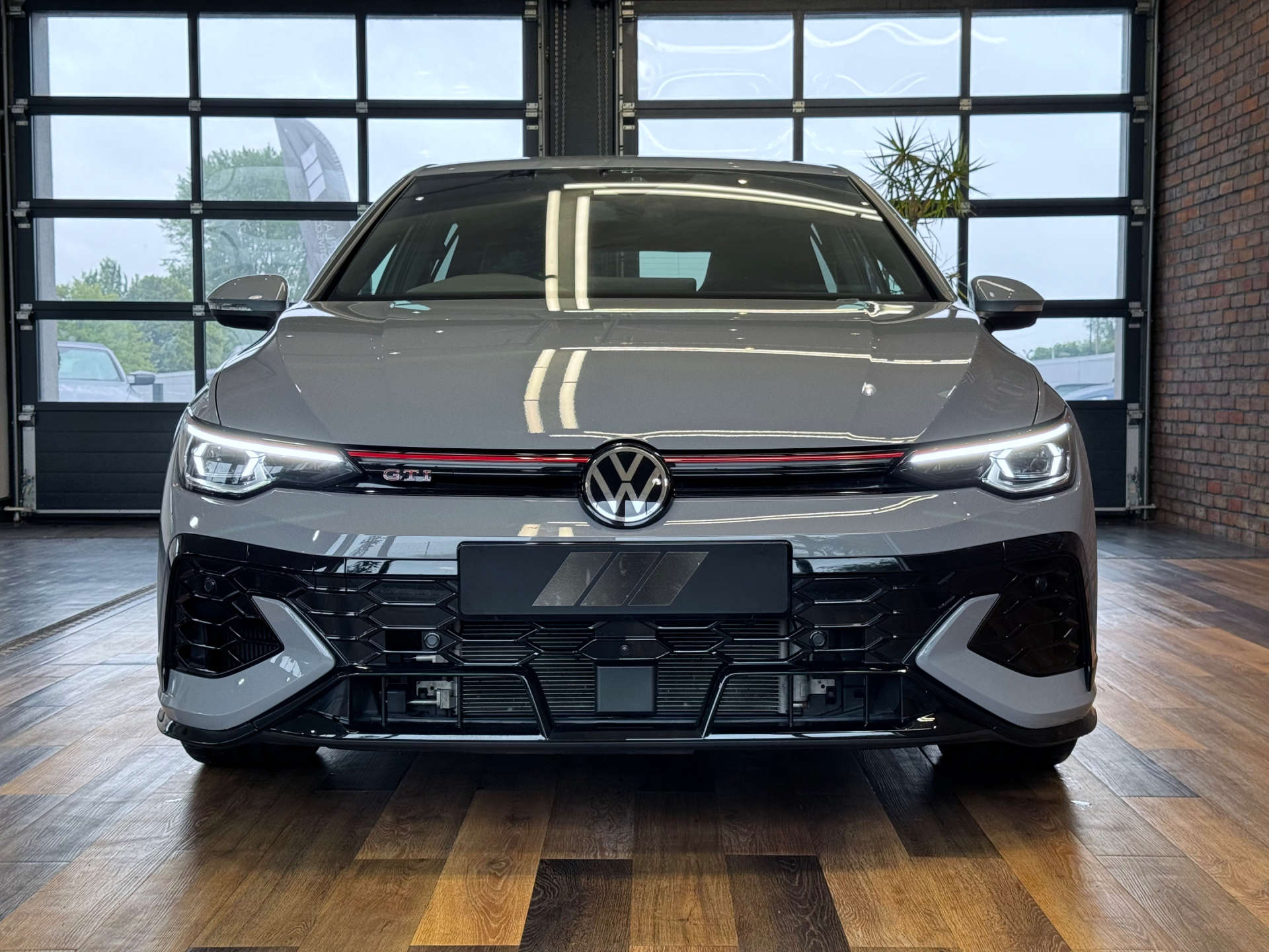 VOLKSWAGEN GOLF 2.0 Golf GTi Clubsport TSi Semi-Auto 5dr #10