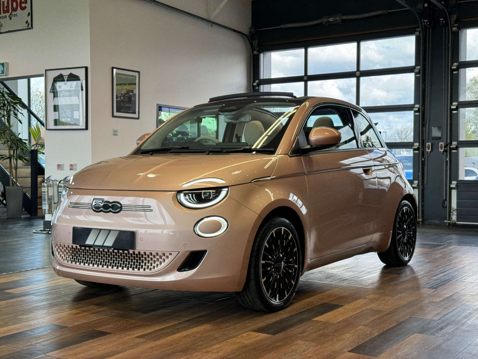 FIAT 500 500e La Prima 2dr #15