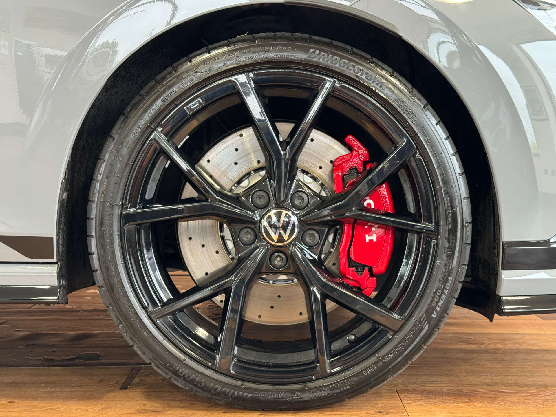 VOLKSWAGEN GOLF 2.0 Golf GTi Clubsport TSi Semi-Auto 5dr #14