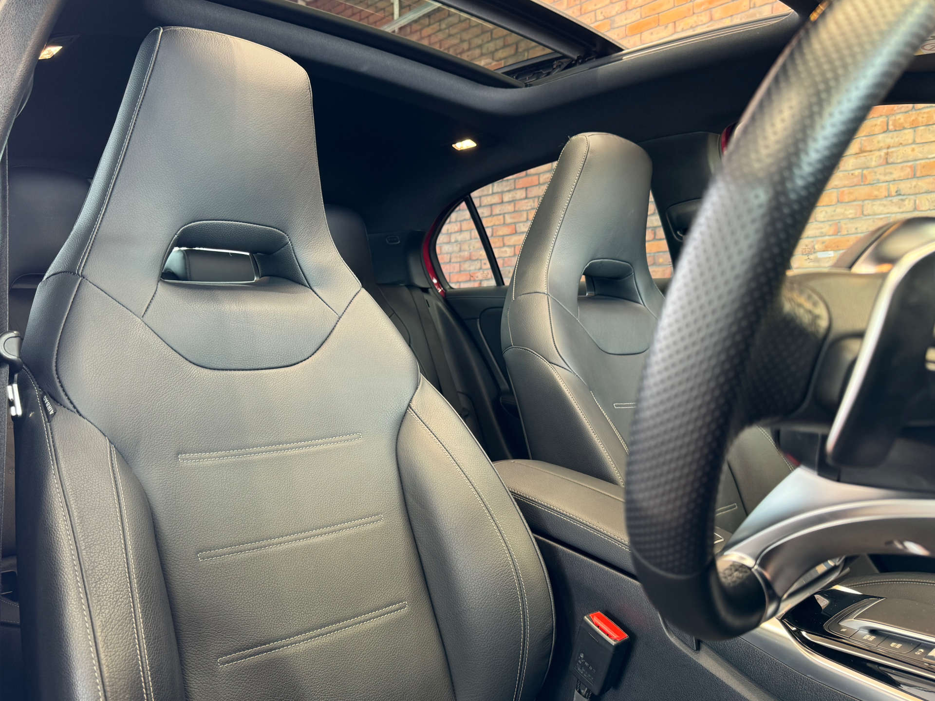 MERCEDES-BENZ A-CLASS 2.0 AMG A 35 Premium+ 4Matic Edition Auto 4WD 5dr #28
