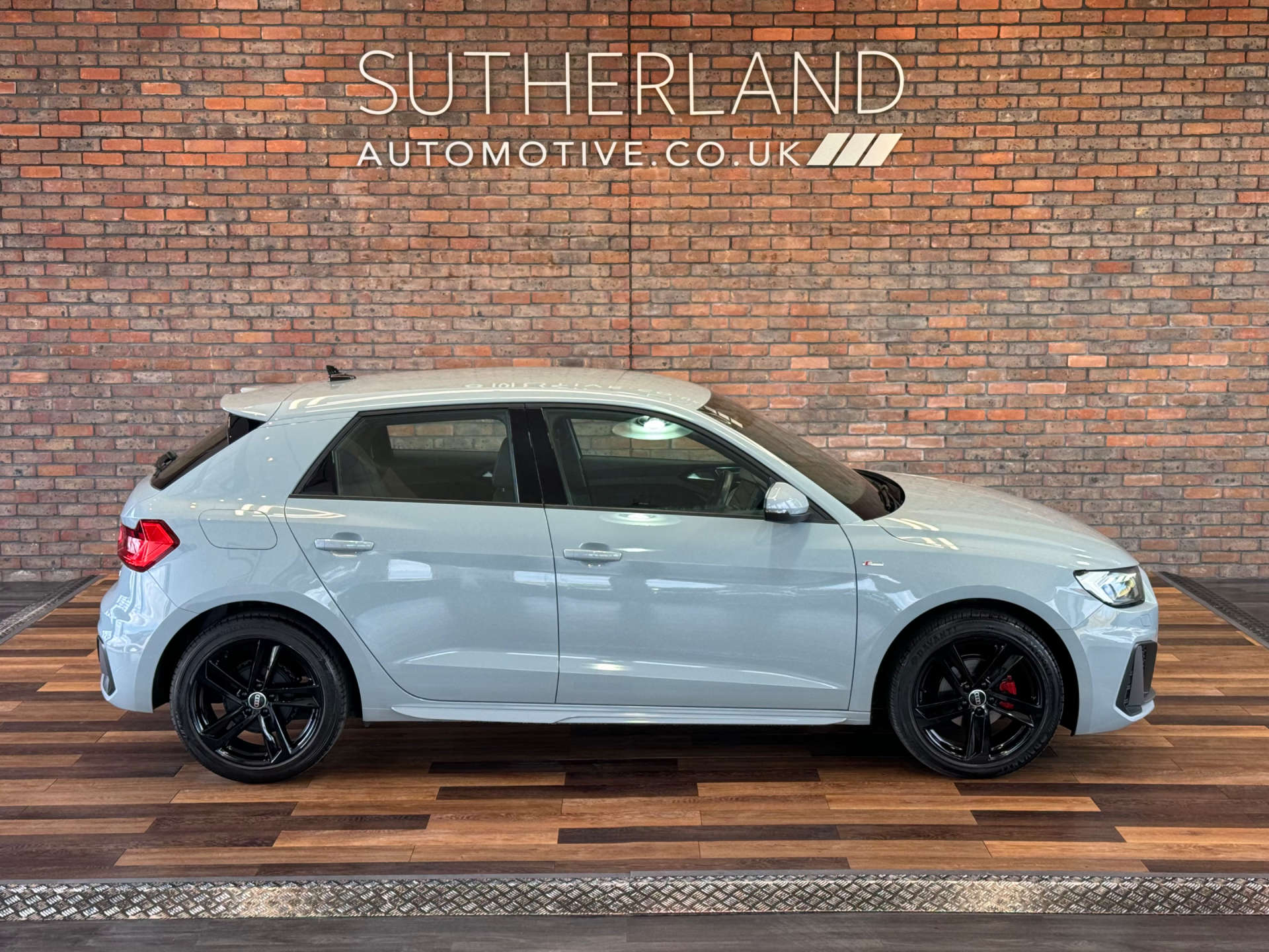 AUDI A1 1.0 A1 Sportback 25 TFSI S Line Semi-Auto 5dr #3