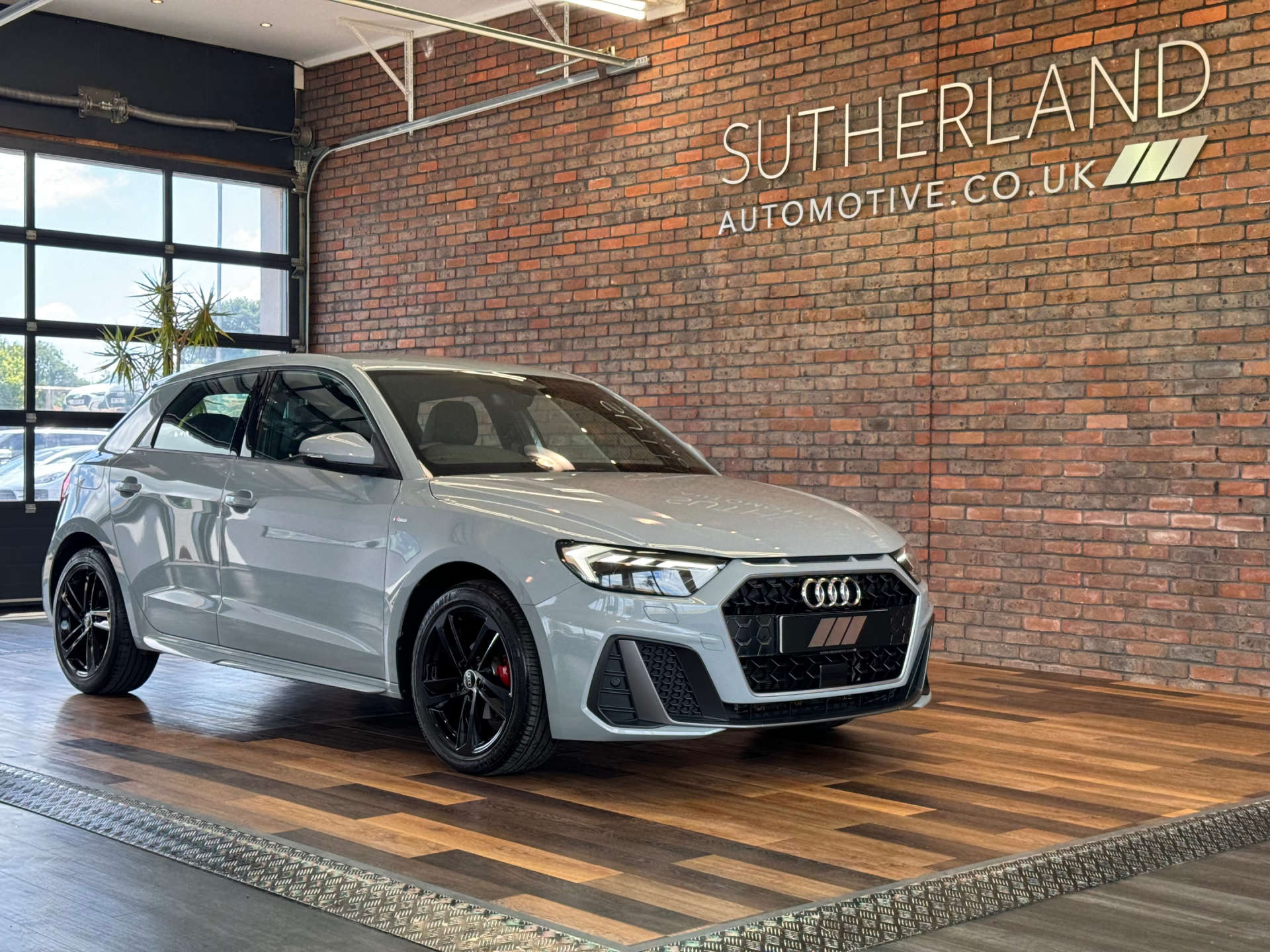 AUDI A1 1.0 A1 Sportback 25 TFSI S Line Semi-Auto 5dr #4