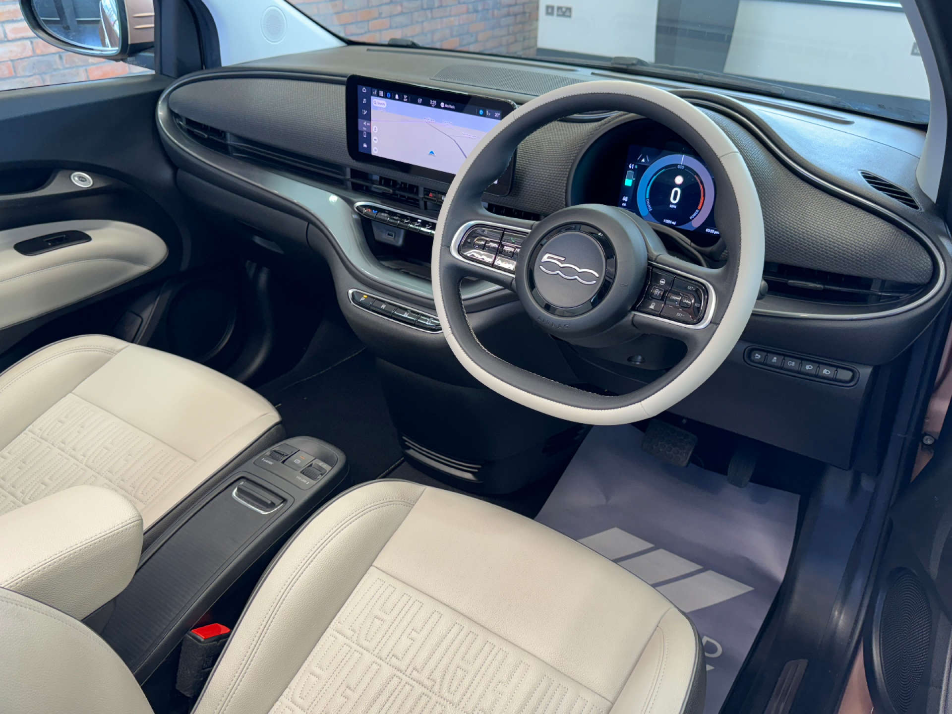 FIAT 500 500e La Prima 2dr #35