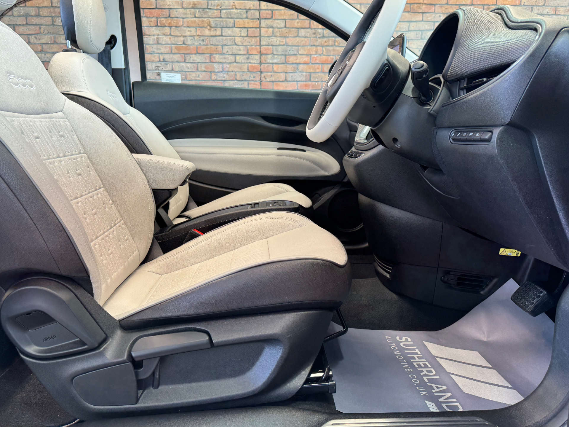 FIAT 500 500e La Prima 2dr #37
