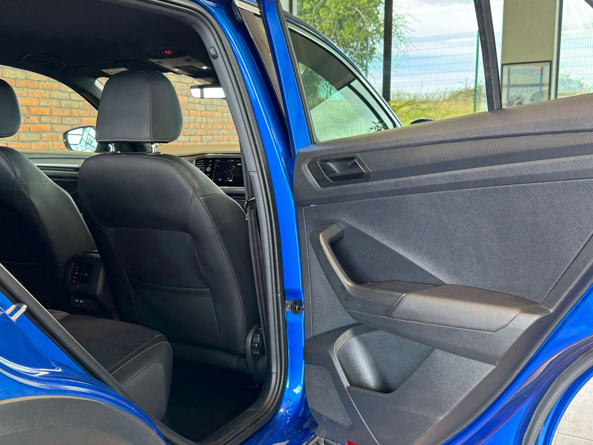 VOLKSWAGEN T-ROC 1.5 T-Roc R-Line TSi Evo 5dr #33