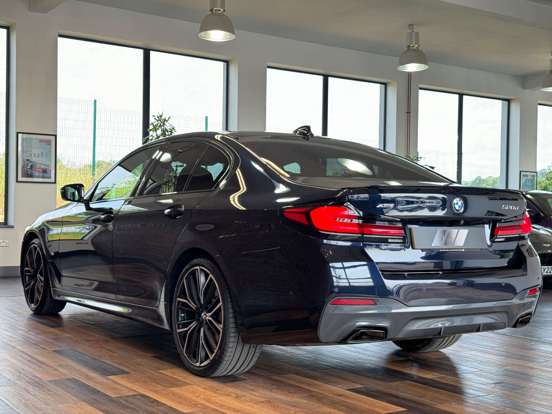 BMW 5 SERIES 2.0 520d xDrive M Sport MHEV Auto 4WD 4dr #9