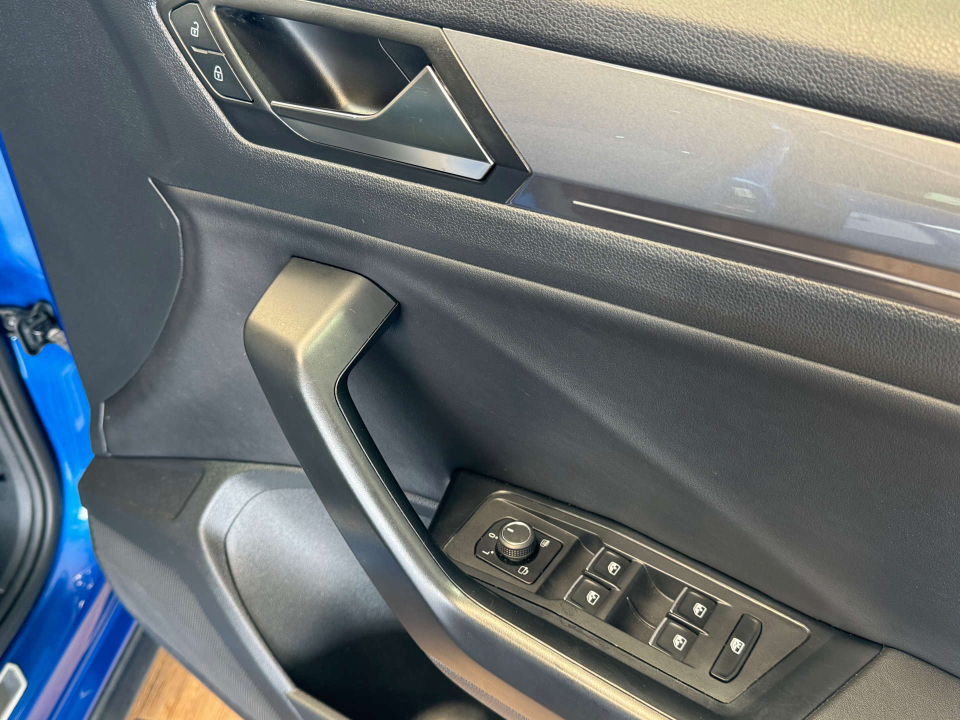 VOLKSWAGEN T-ROC 1.5 T-Roc R-Line TSi Evo 5dr #39