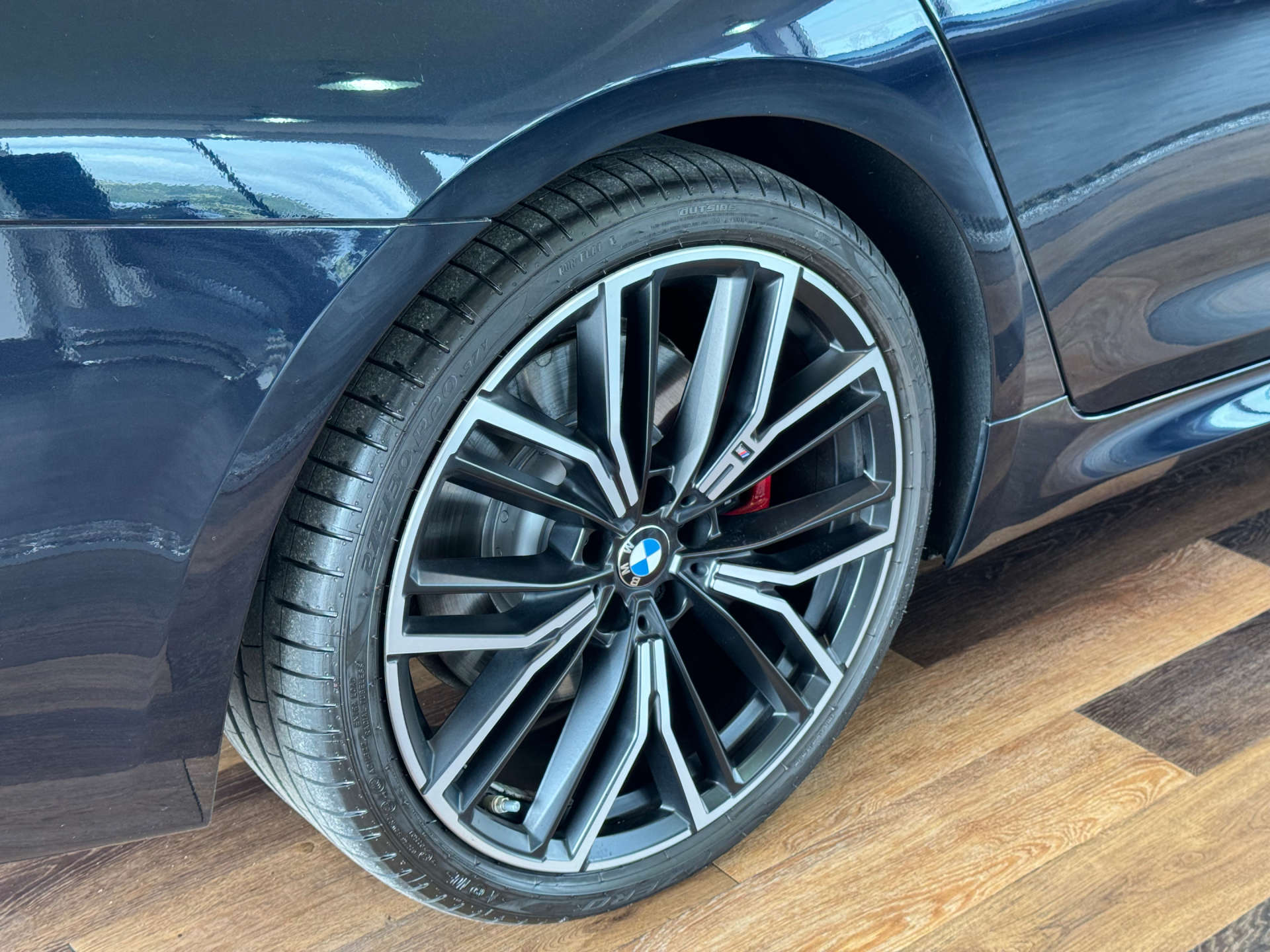 BMW 5 SERIES 2.0 520d xDrive M Sport MHEV Auto 4WD 4dr #16