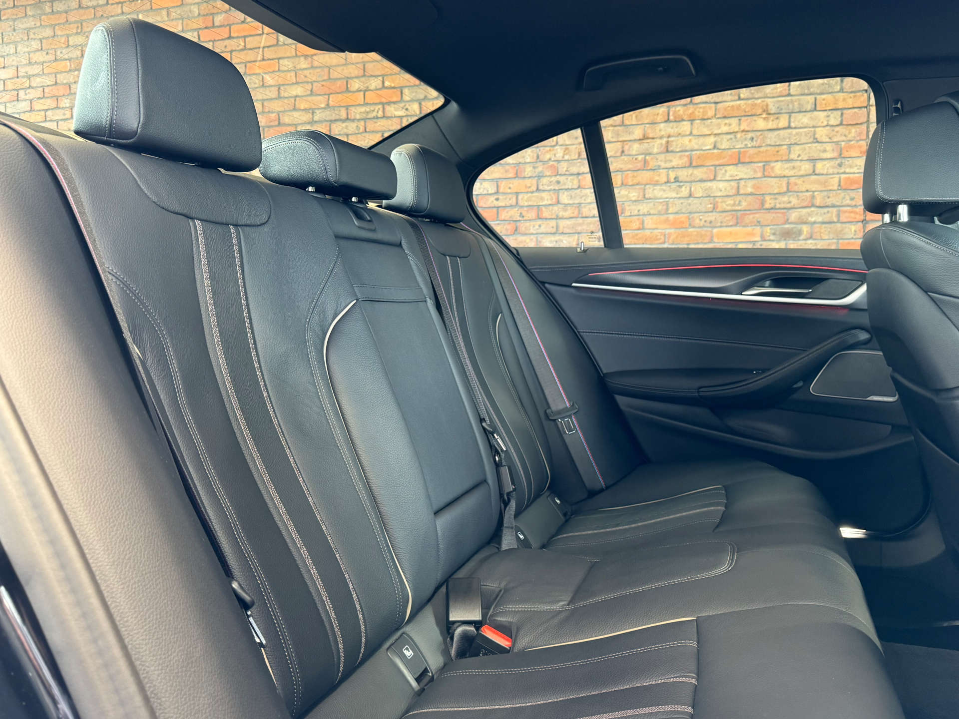 BMW 5 SERIES 2.0 520d xDrive M Sport MHEV Auto 4WD 4dr #25