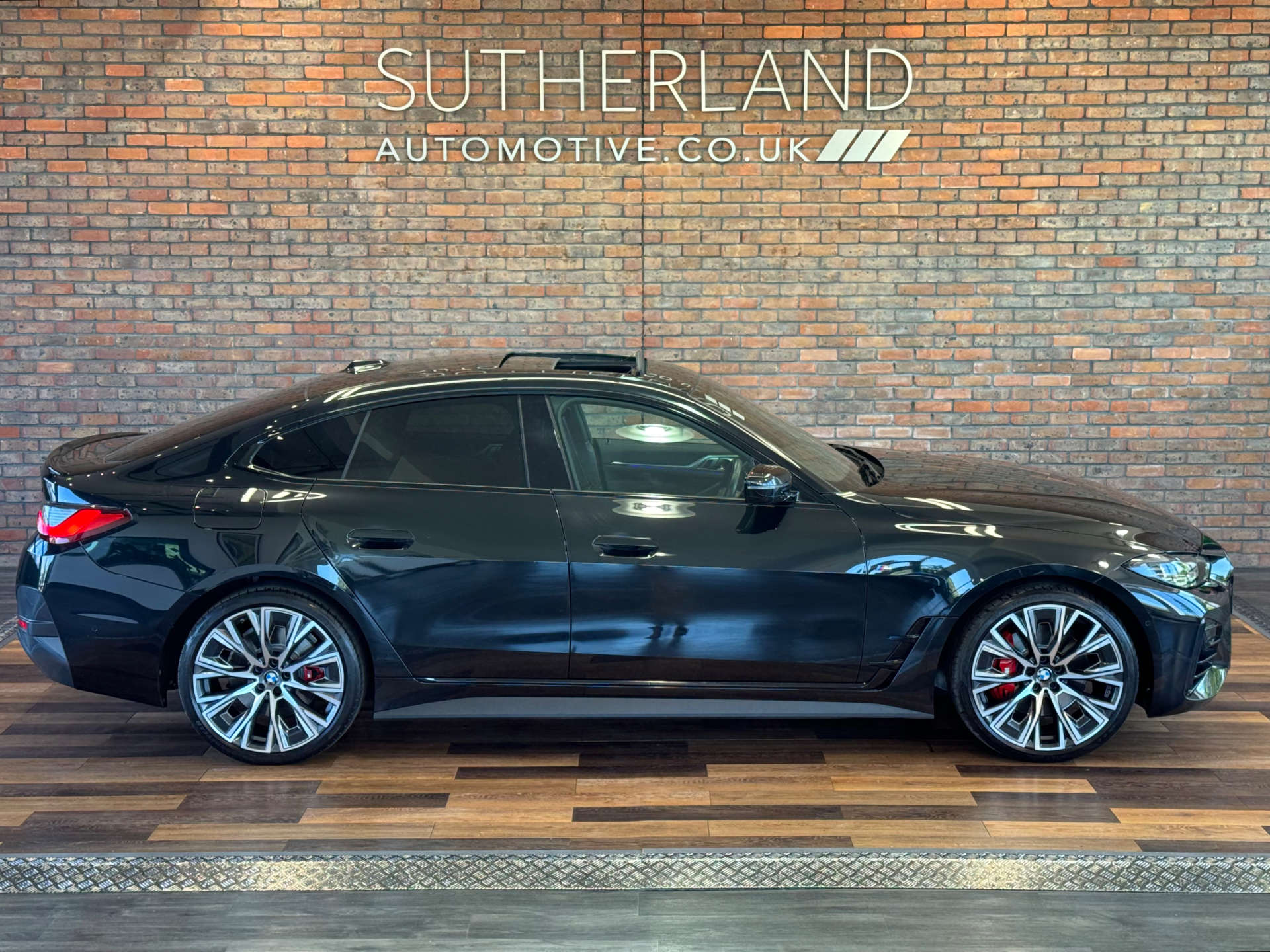 BMW 4 SERIES 2.0 420I M Sport Auto 5dr #3