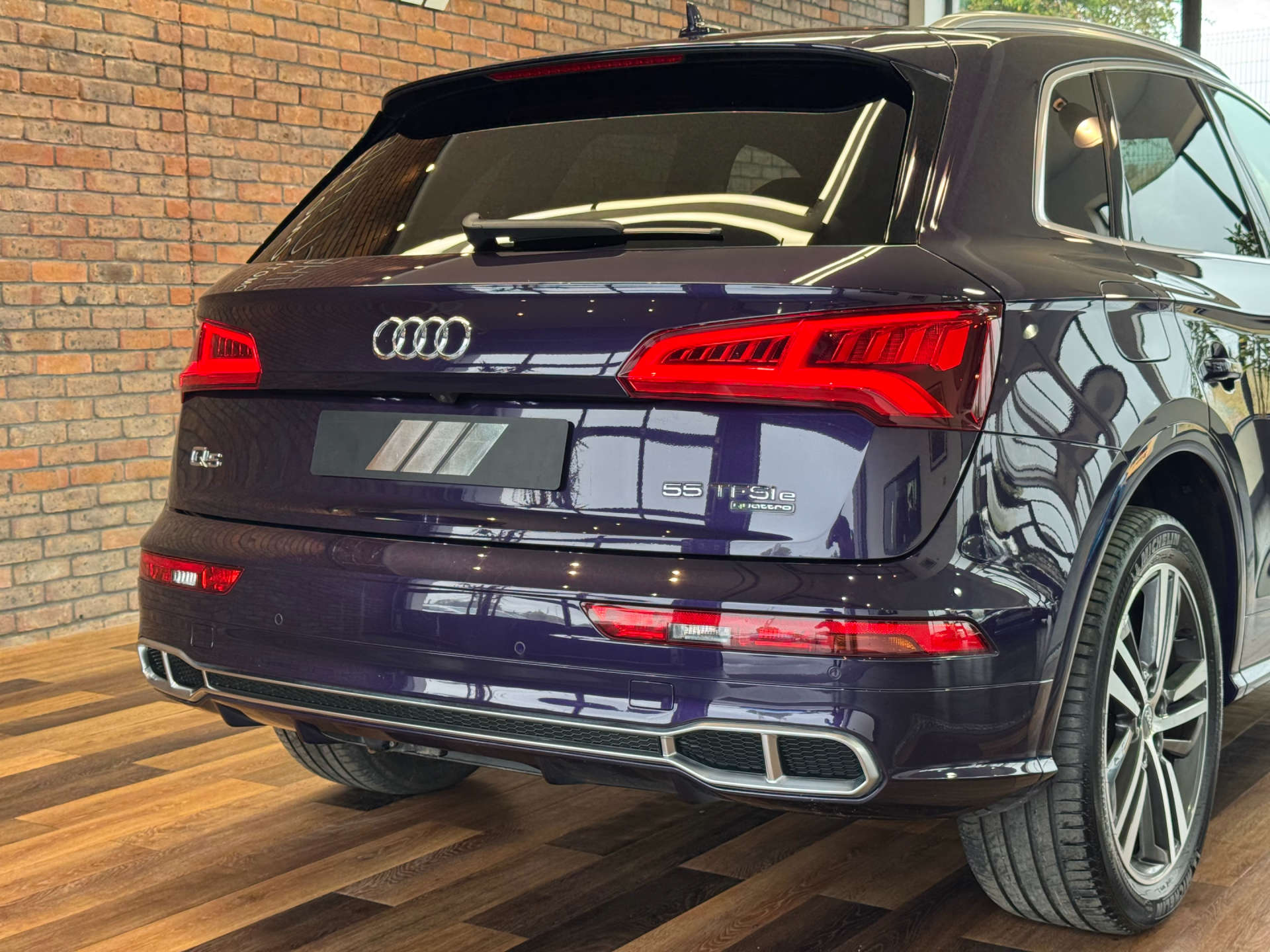AUDI Q5 2.0 Q5 PHEV S Line Competition 55 TFSI E Quattro Semi-Auto 4WD 5dr #19