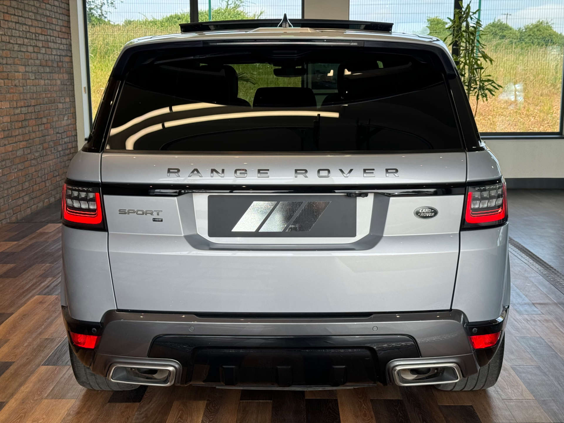 LAND ROVER RANGE ROVER SPORT 3.0 Range Rover Sport HSE Silver D MHEV Auto 4WD 5dr #8