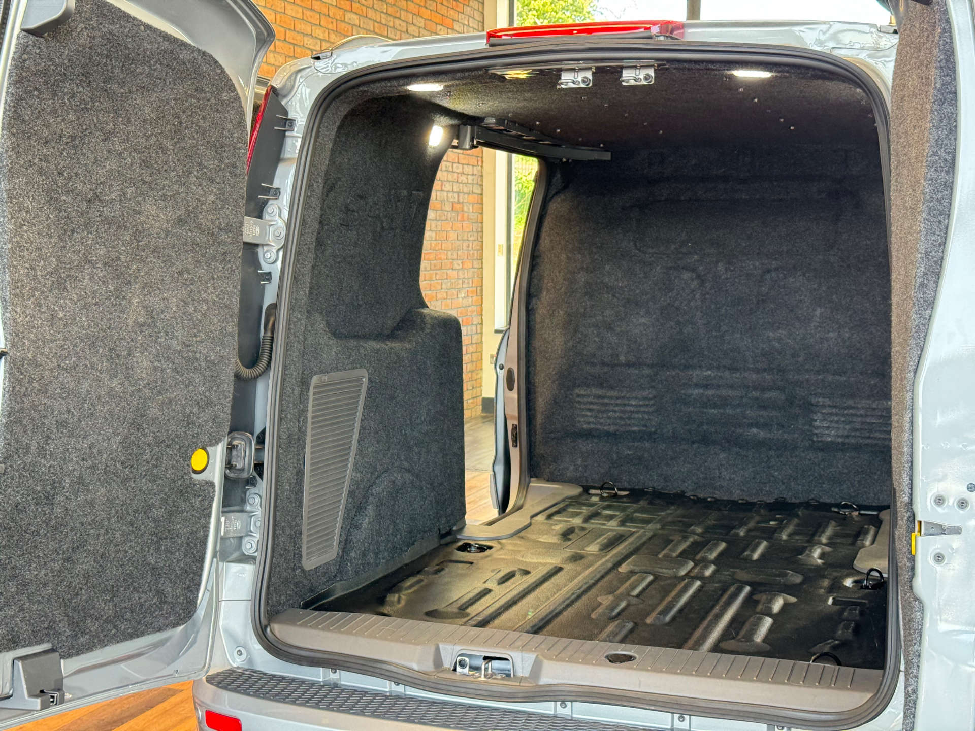 FORD TRANSIT CONNECT 1.5 Transit Connect 250 MS-RT EcoBlue #21