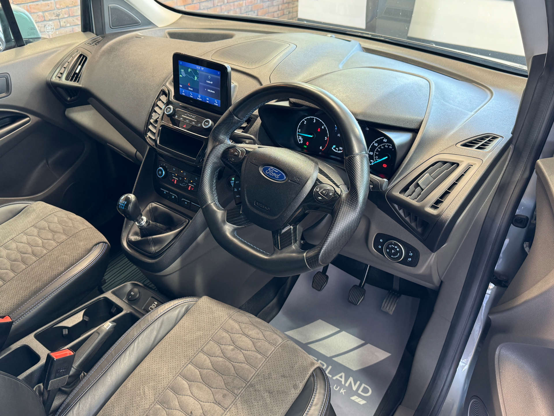 FORD TRANSIT CONNECT 1.5 Transit Connect 250 MS-RT EcoBlue #26