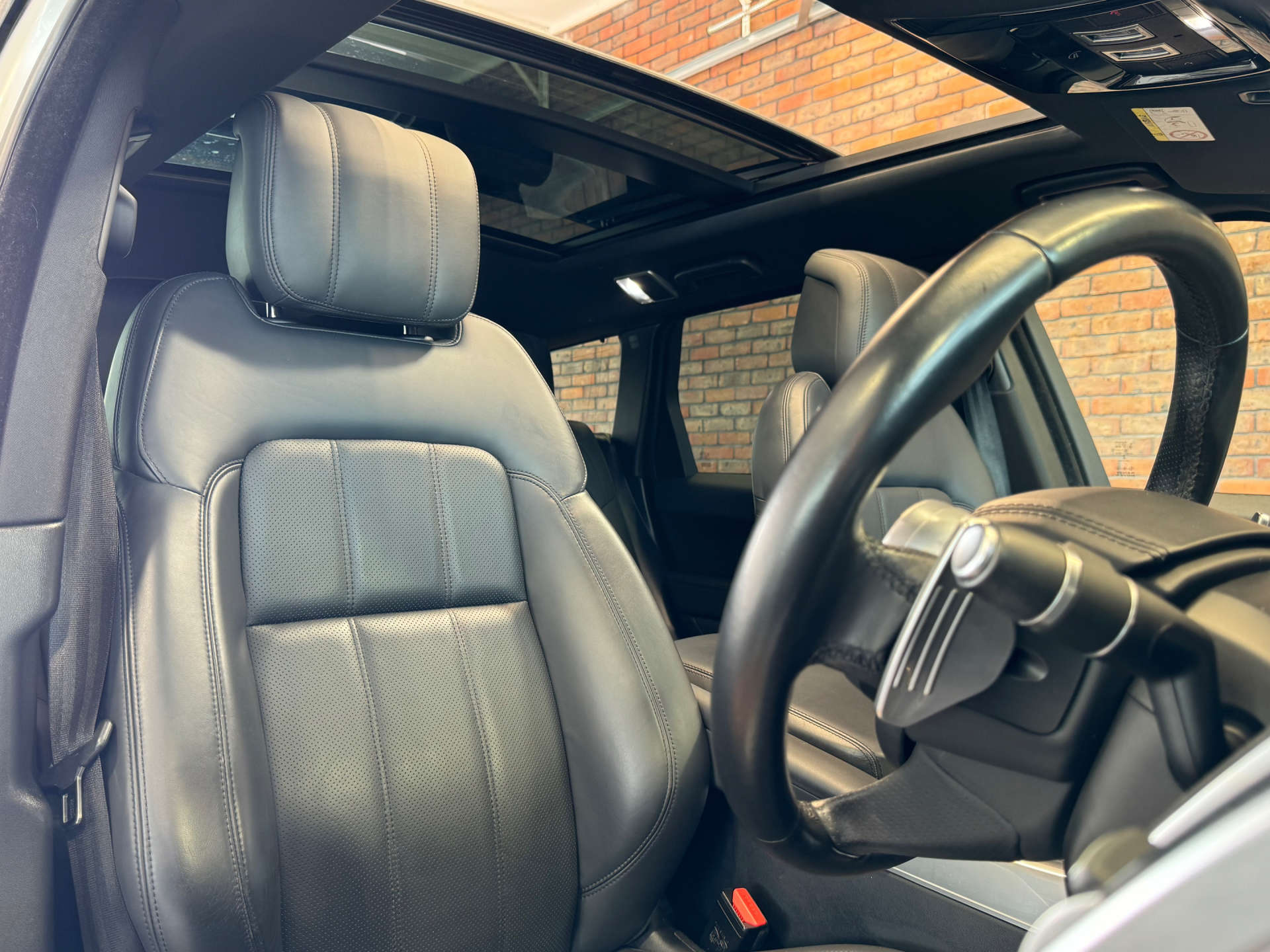 LAND ROVER RANGE ROVER SPORT 3.0 Range Rover Sport HSE Silver D MHEV Auto 4WD 5dr #28
