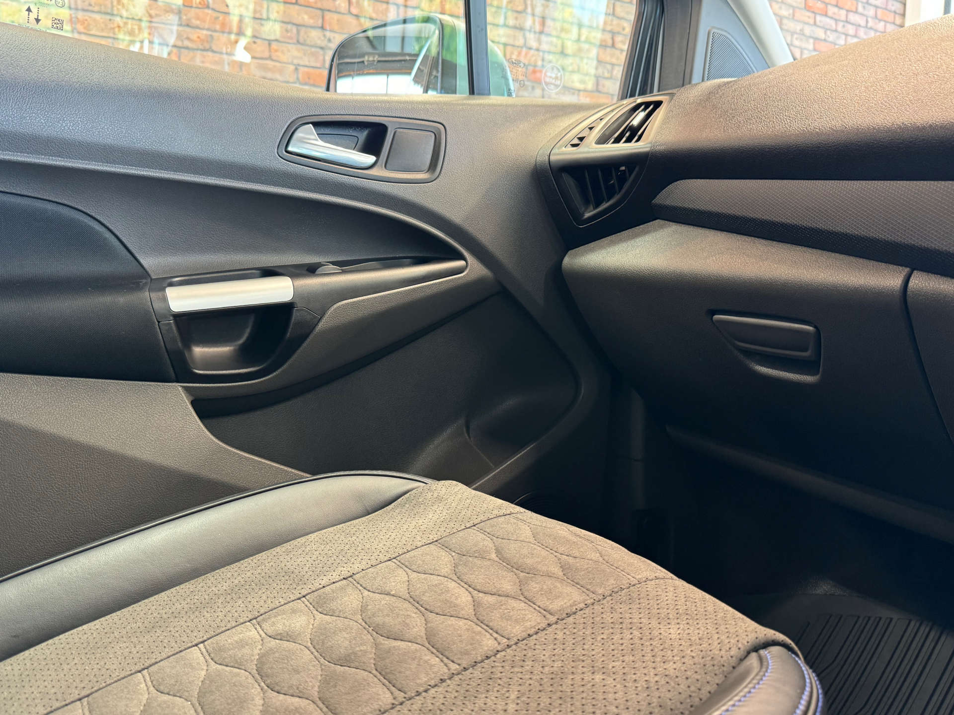 FORD TRANSIT CONNECT 1.5 Transit Connect 250 MS-RT EcoBlue #42