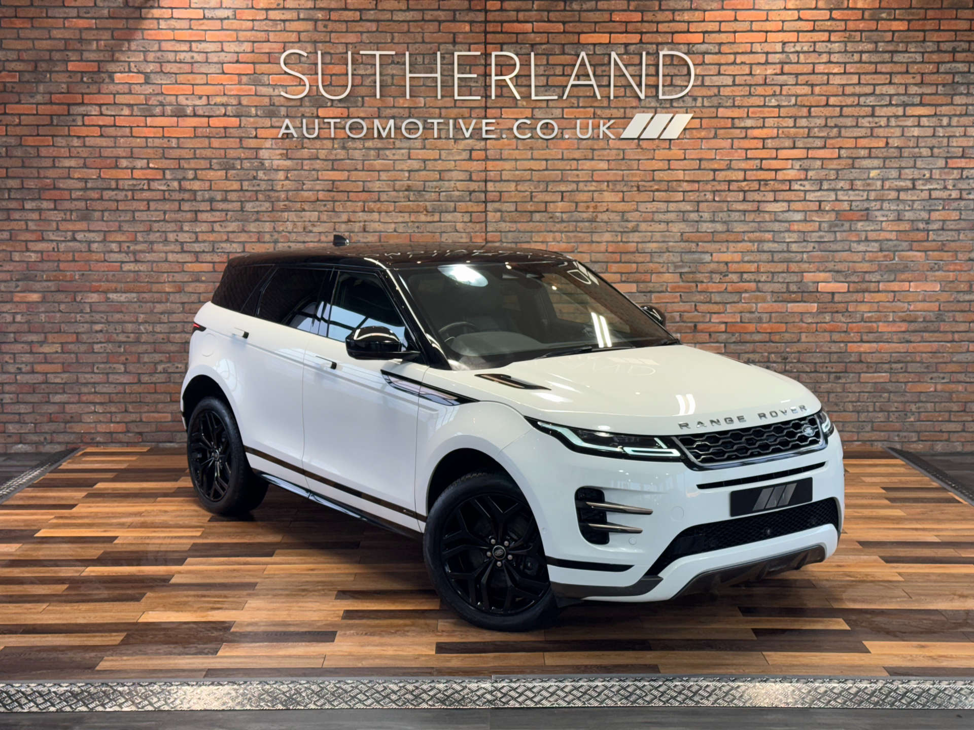 LAND ROVER RANGE ROVER EVOQUE 1.5 Range Rover Evoque R-Dynamic SE P300e Auto 4WD 5dr #1