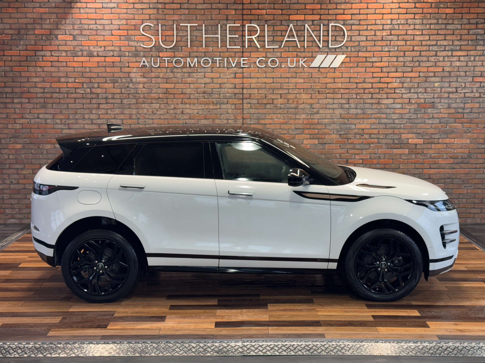 LAND ROVER RANGE ROVER EVOQUE 1.5 Range Rover Evoque R-Dynamic SE P300e Auto 4WD 5dr #3
