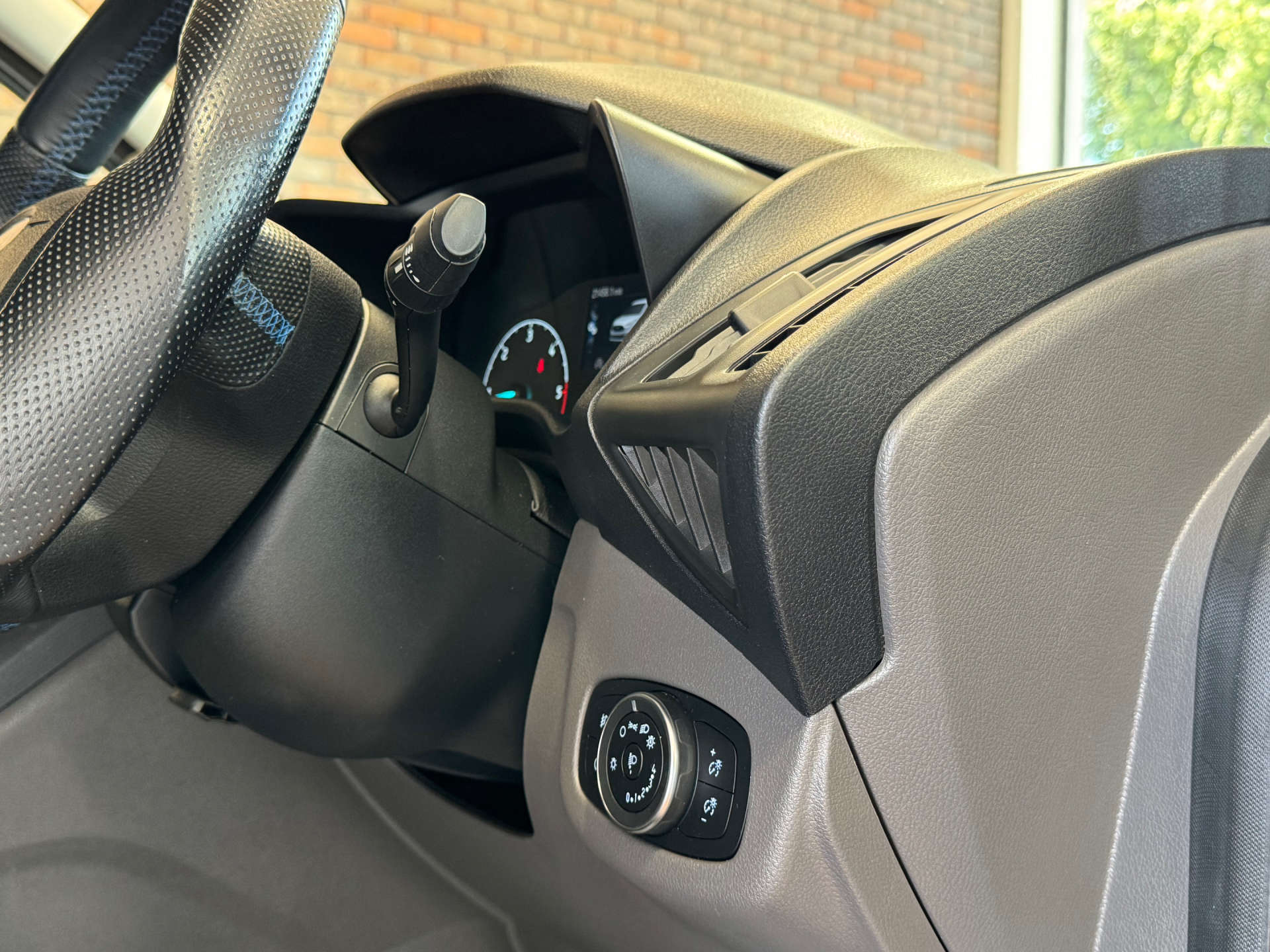 FORD TRANSIT CONNECT 1.5 Transit Connect 250 MS-RT EcoBlue #55