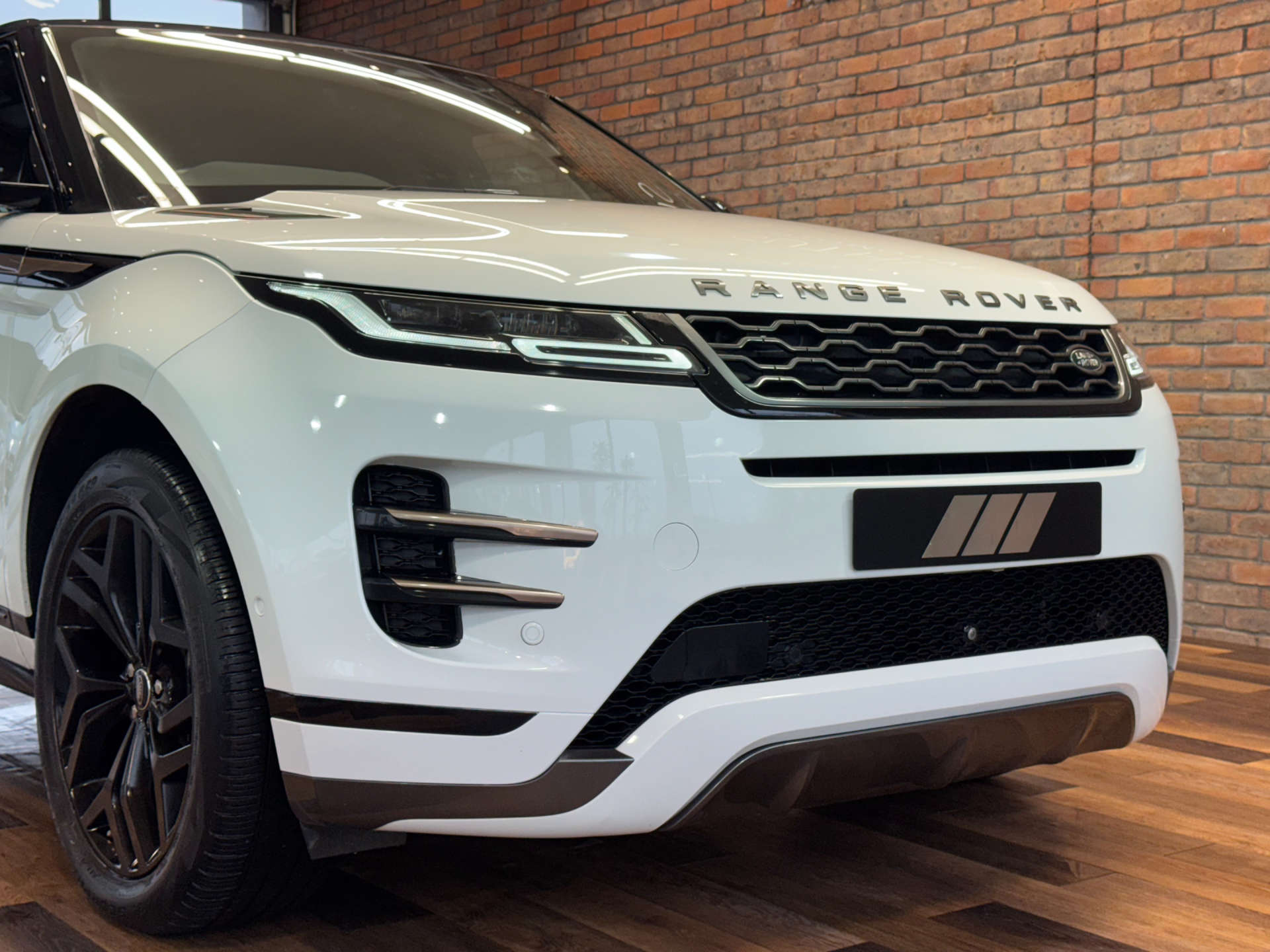 LAND ROVER RANGE ROVER EVOQUE 1.5 Range Rover Evoque R-Dynamic SE P300e Auto 4WD 5dr #9