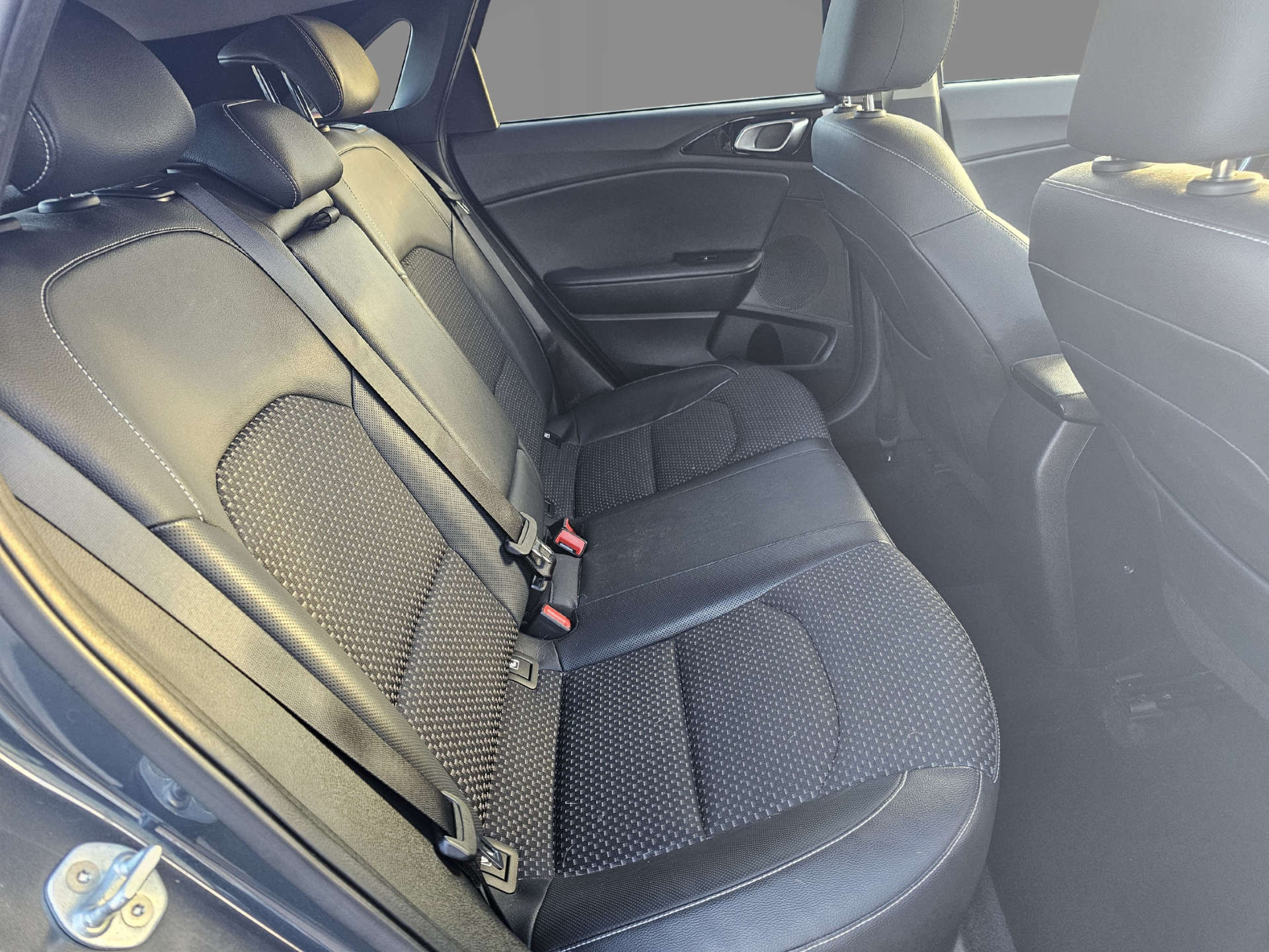 KIA CEED 1.6 Ceed 3 CRDi ISG Semi-Auto 5dr #8