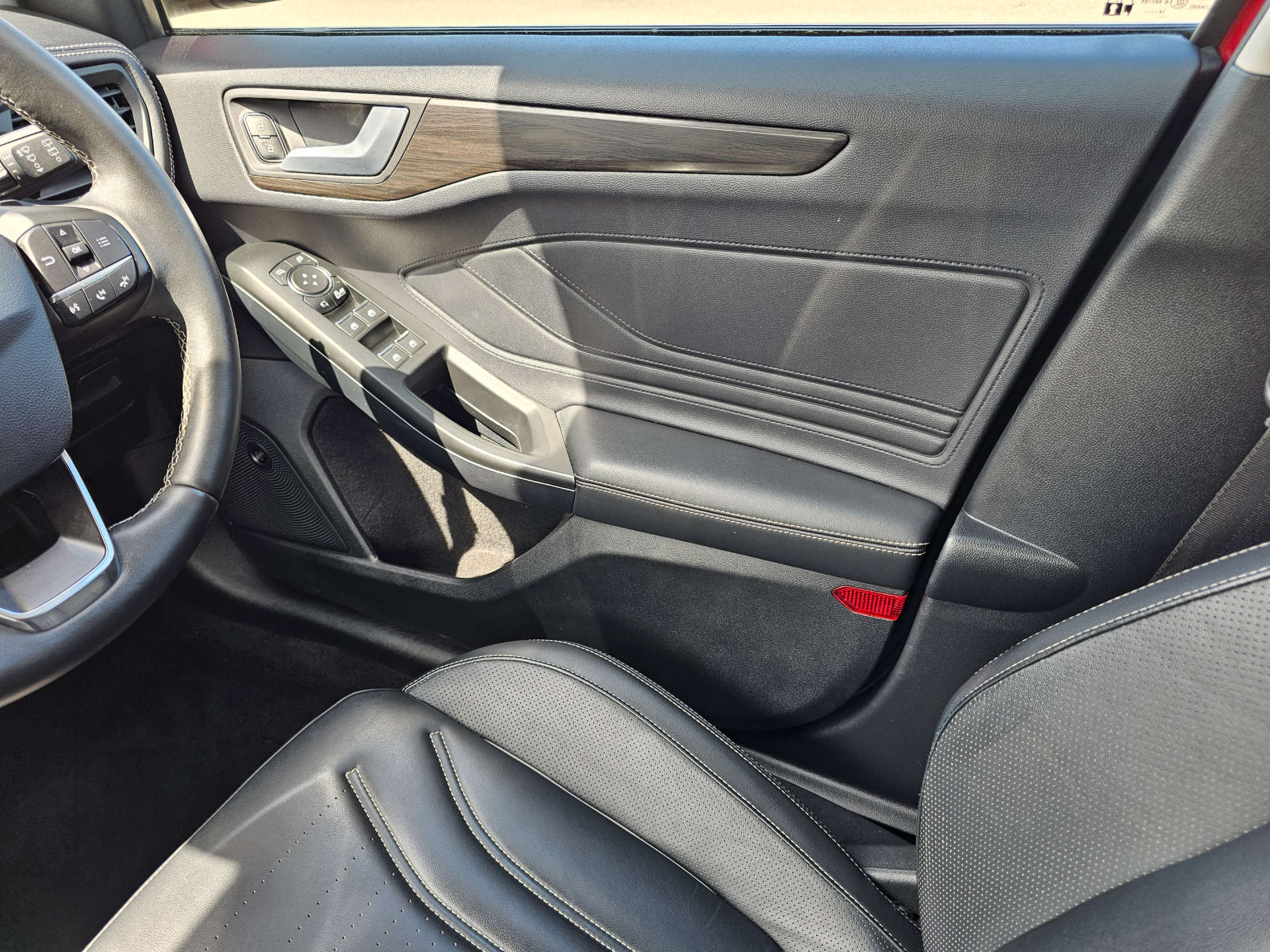 Ford Focus 1.5 Focus Vignale TDCi Auto 5dr #51