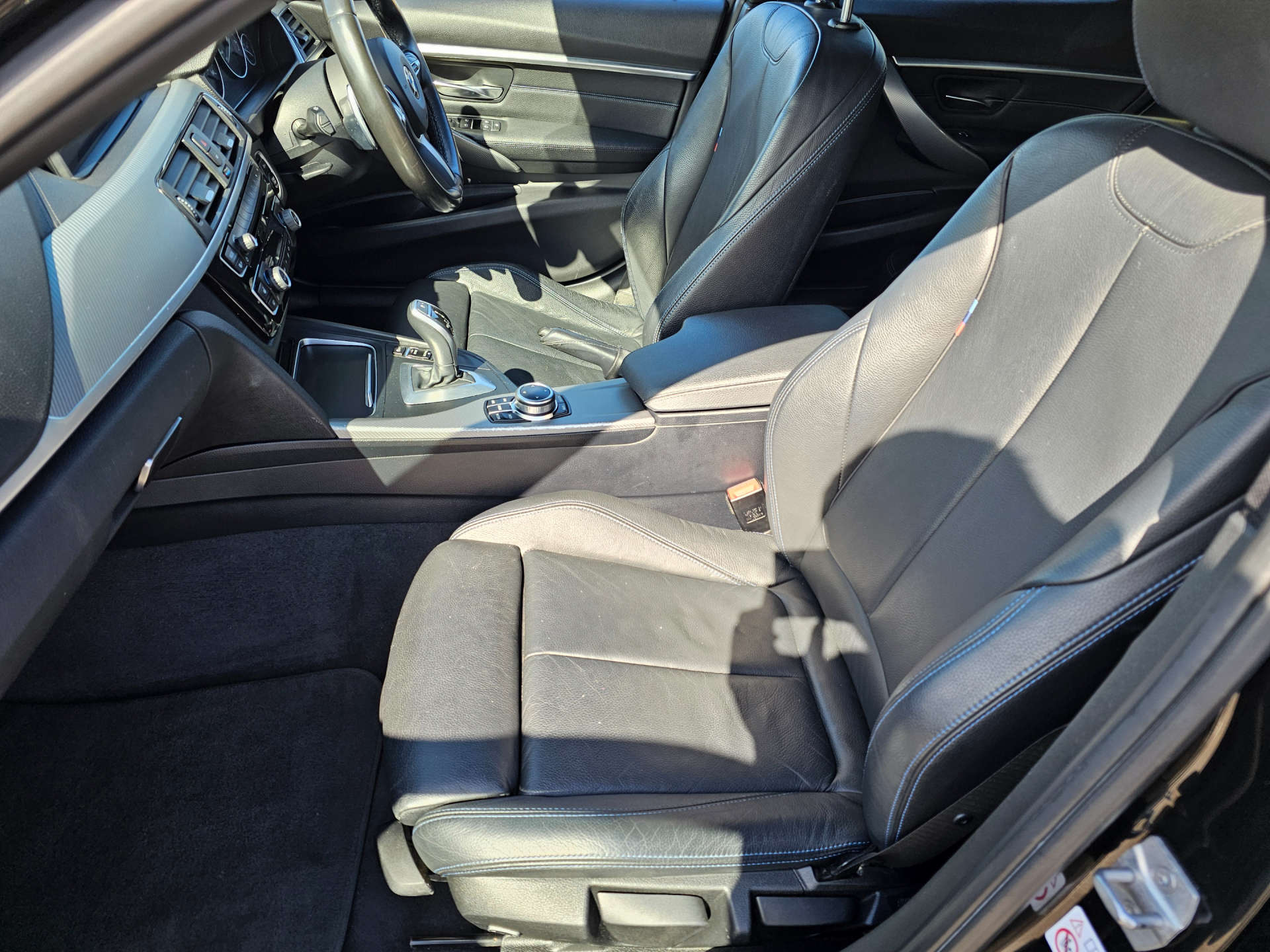 BMW 3 SERIES 2.0 320i M Sport Shadow Edition Auto 5dr #21