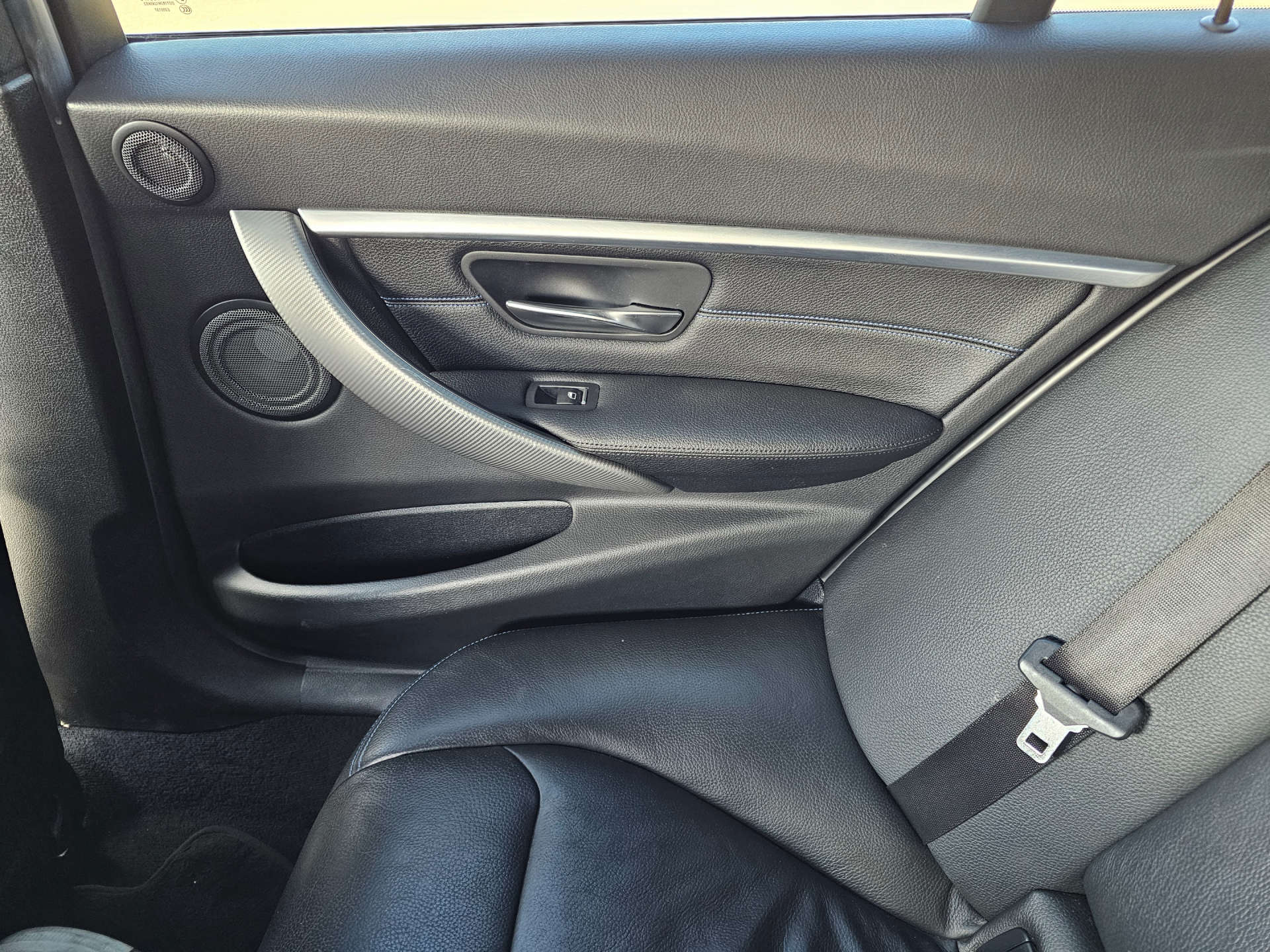 BMW 3 SERIES 2.0 320i M Sport Shadow Edition Auto 5dr #52