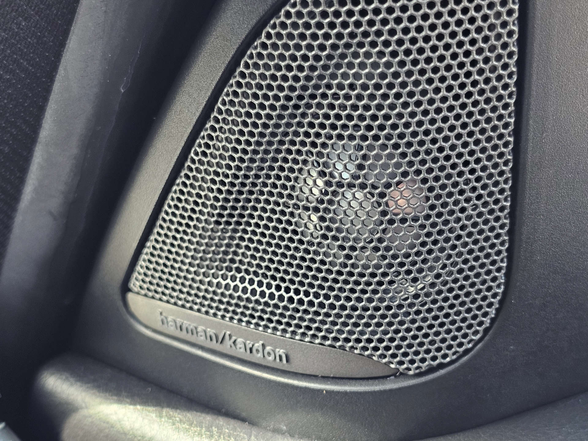 BMW 3 SERIES 2.0 320i M Sport Shadow Edition Auto 5dr #46