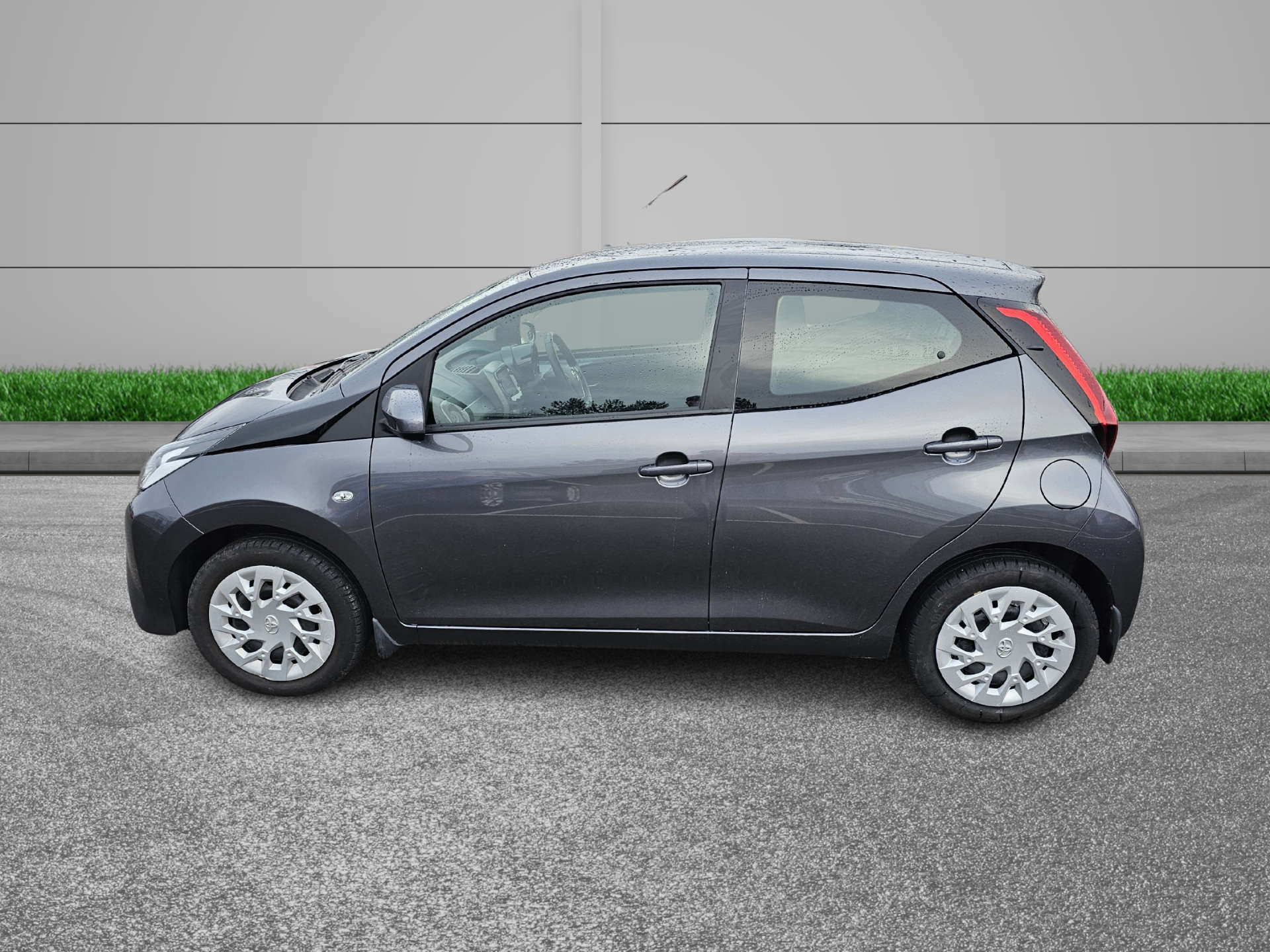 TOYOTA AYGO 1.0 Aygo X-Play TSS VVT-I 5dr #3
