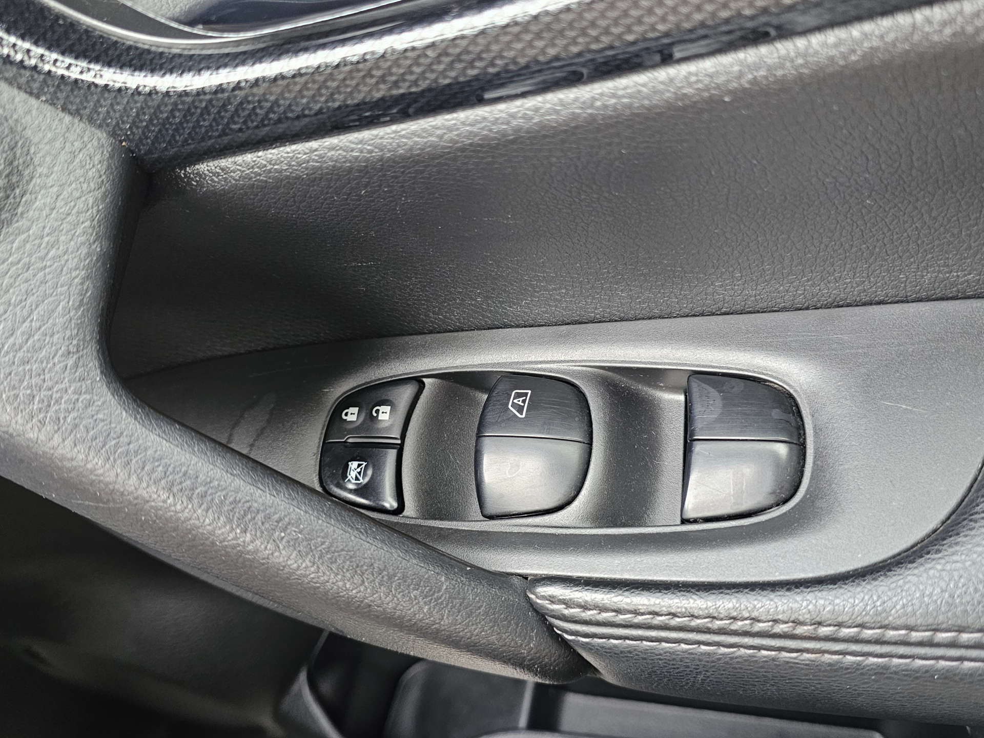 NISSAN X-TRAIL 2.0 X-Trail Tekna dCi 4x4 CVT 4WD 5dr #39