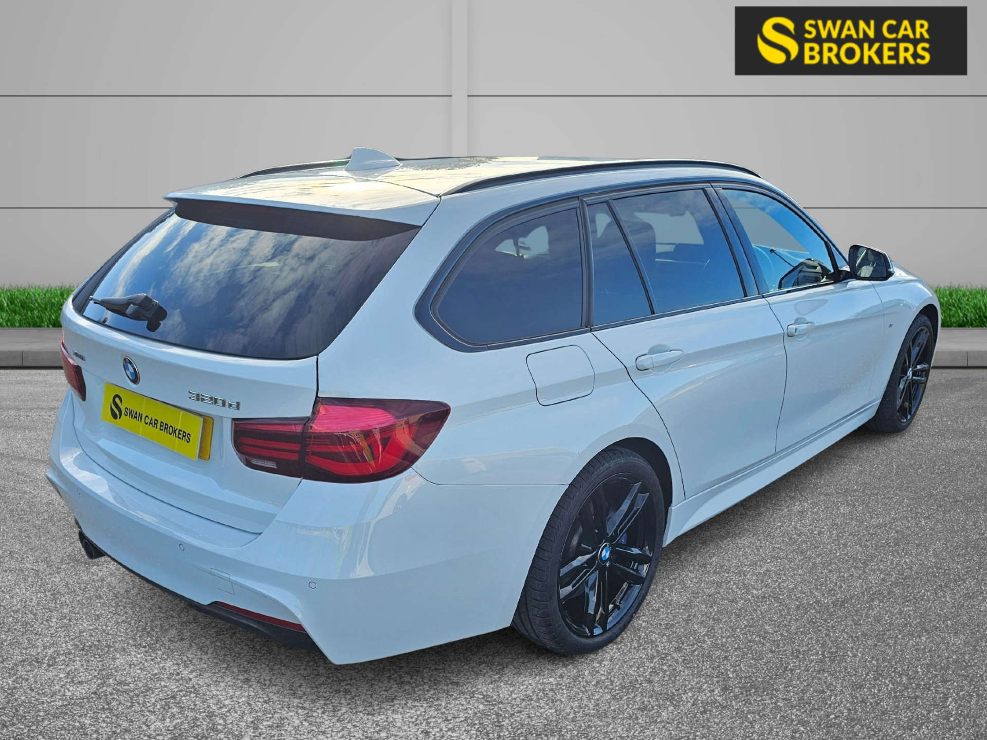 BMW 3 SERIES 2.0 320d xDrive M Sport Shadow Edition Auto 4WD 5dr #7