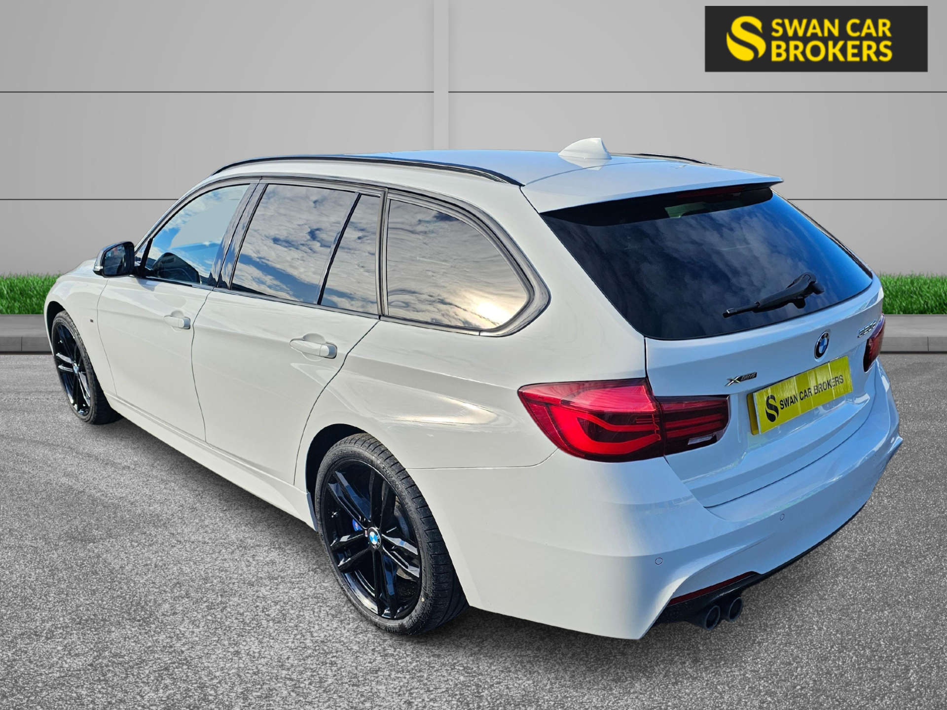 BMW 3 SERIES 2.0 320d xDrive M Sport Shadow Edition Auto 4WD 5dr #11