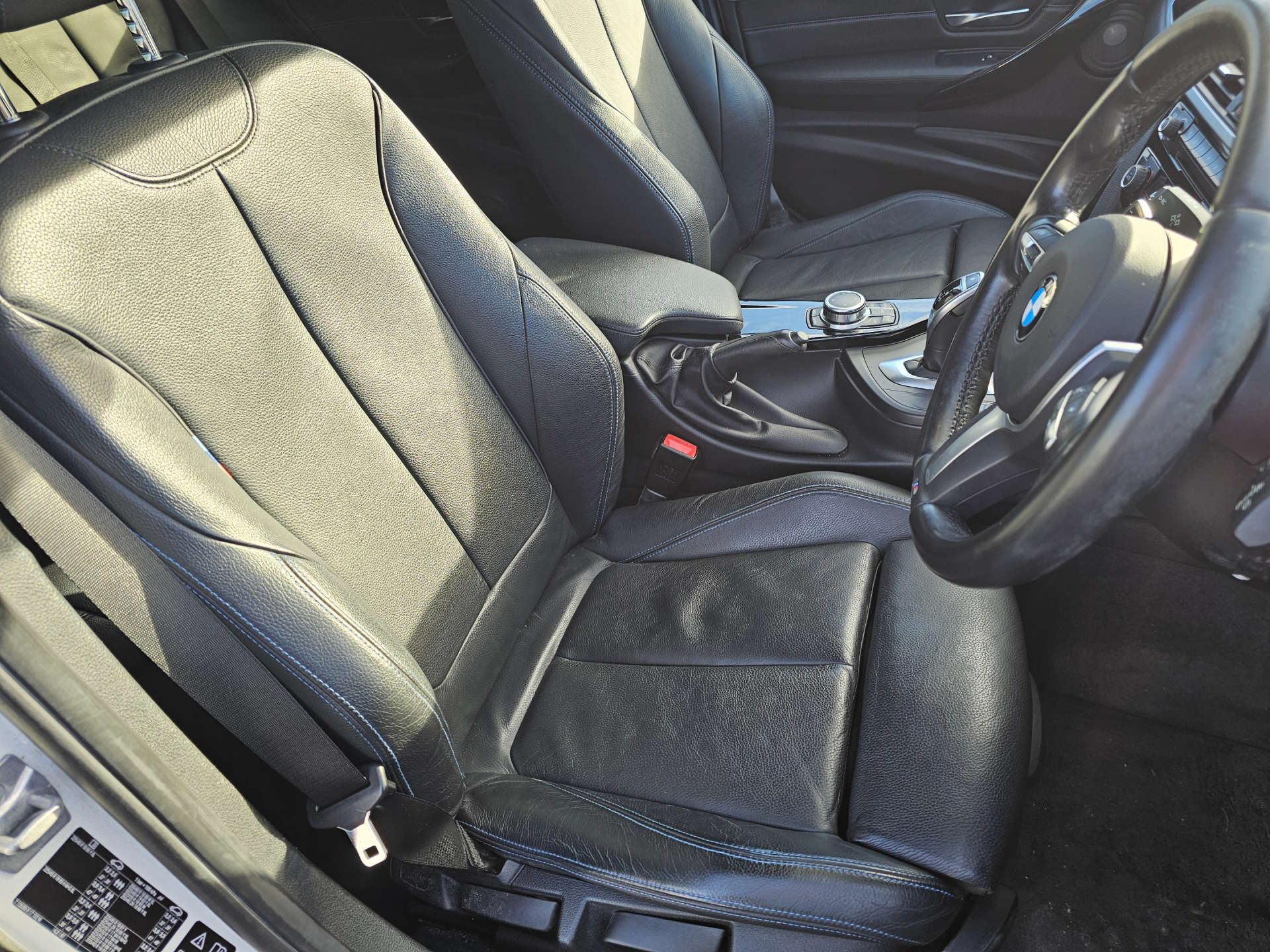 BMW 3 SERIES 2.0 320d xDrive M Sport Shadow Edition Auto 4WD 5dr #22