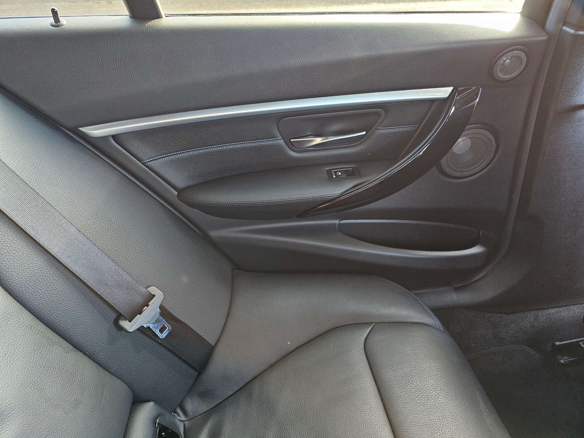 BMW 3 SERIES 2.0 320d xDrive M Sport Shadow Edition Auto 4WD 5dr #53