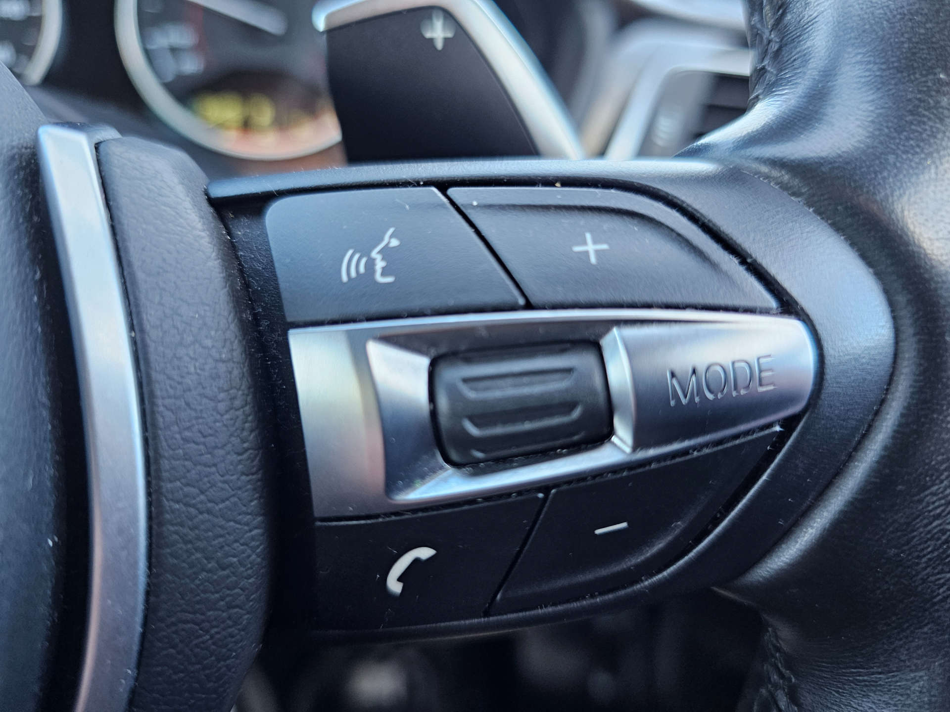 BMW 3 SERIES 2.0 320d xDrive M Sport Shadow Edition Auto 4WD 5dr #46