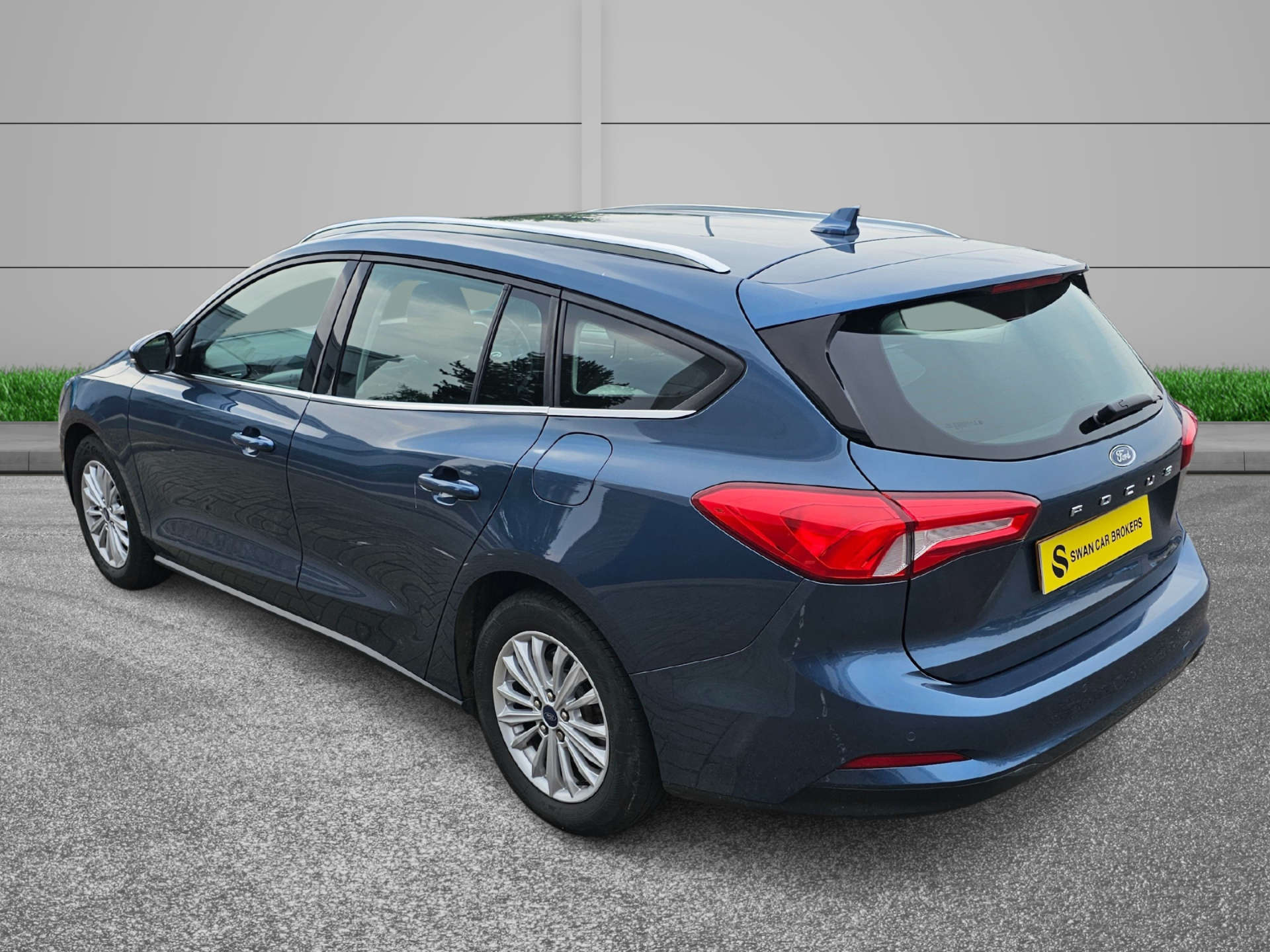 Ford Focus 1.5 Focus Titanium TDCI 5dr #10