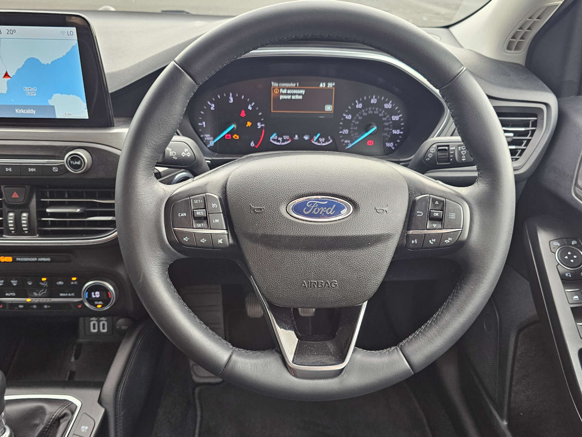 Ford Focus 1.5 Focus Titanium TDCI 5dr #17