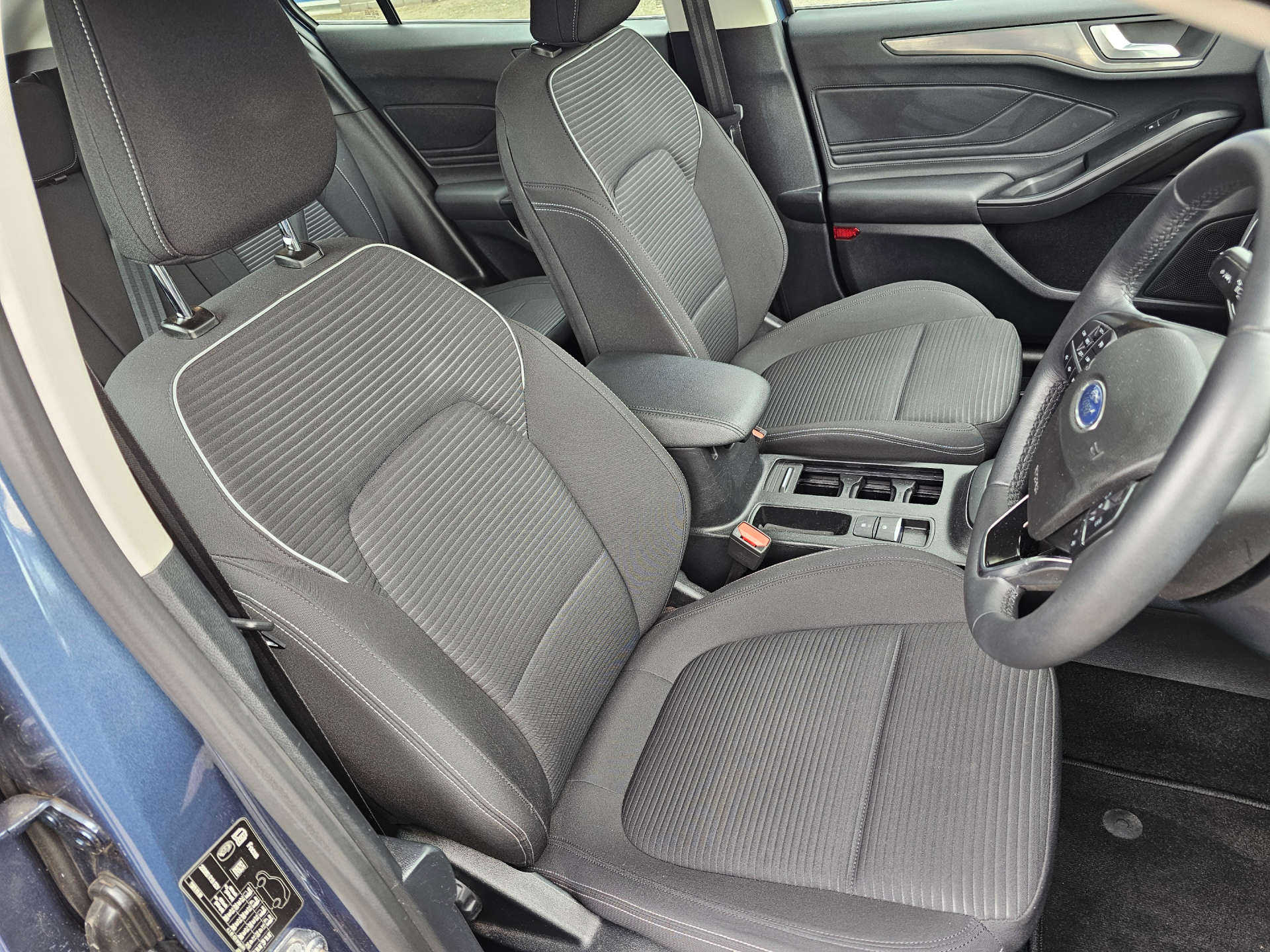 Ford Focus 1.5 Focus Titanium TDCI 5dr #18