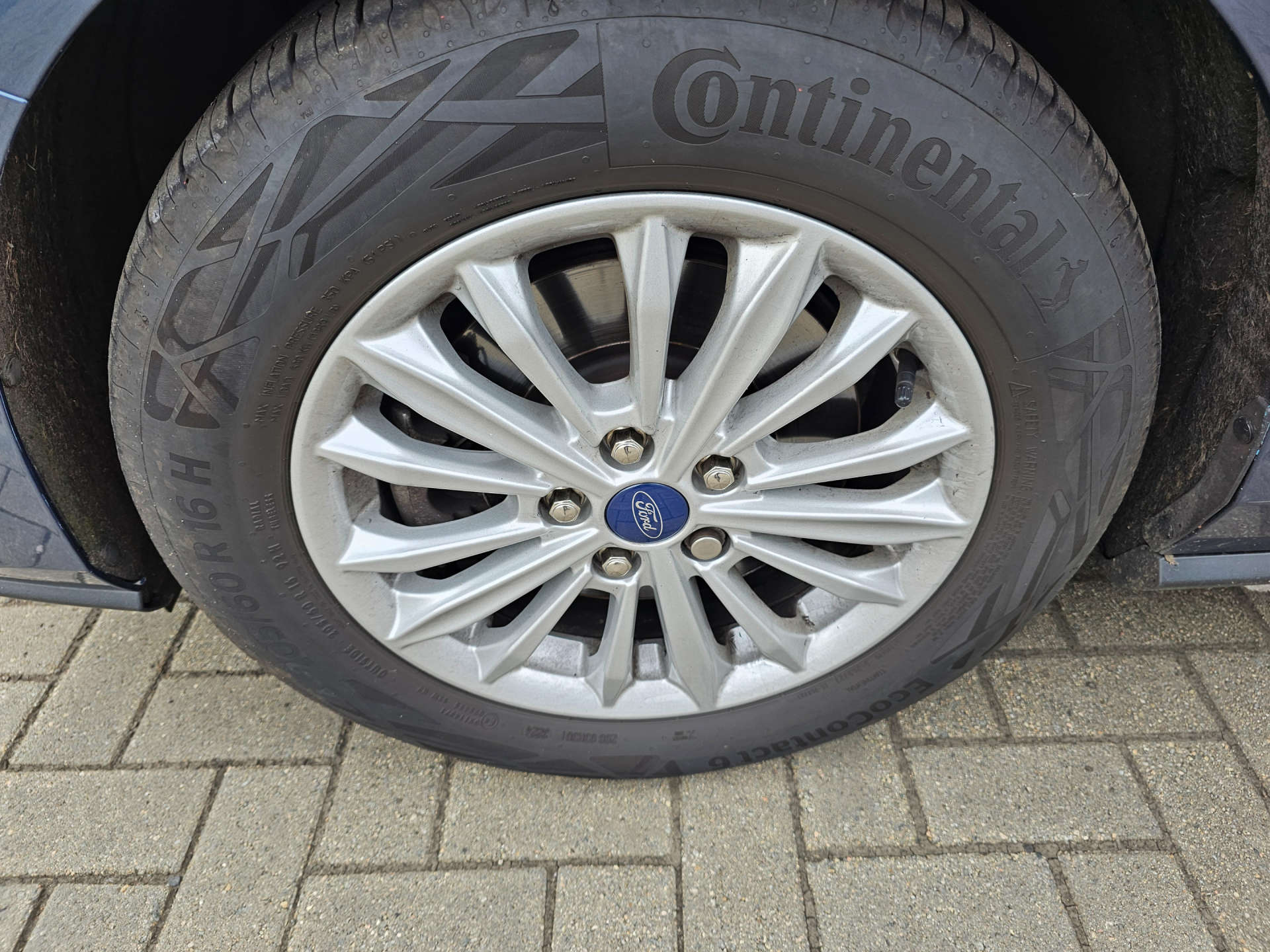Ford Focus 1.5 Focus Titanium TDCI 5dr #41