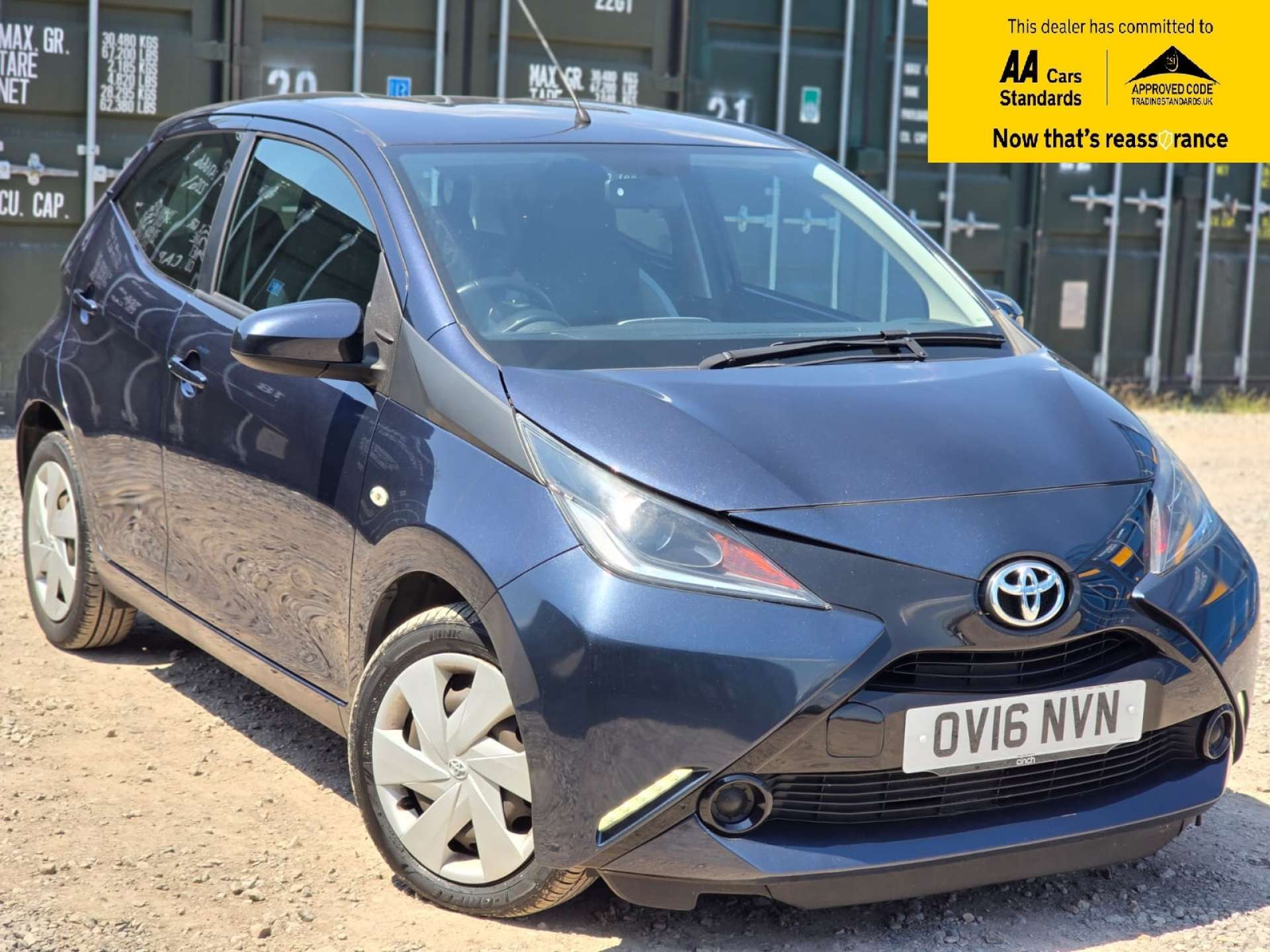 1.0 VVT-i x-play Hatchback 5dr Petrol x-shift Euro 6 (68 ps)