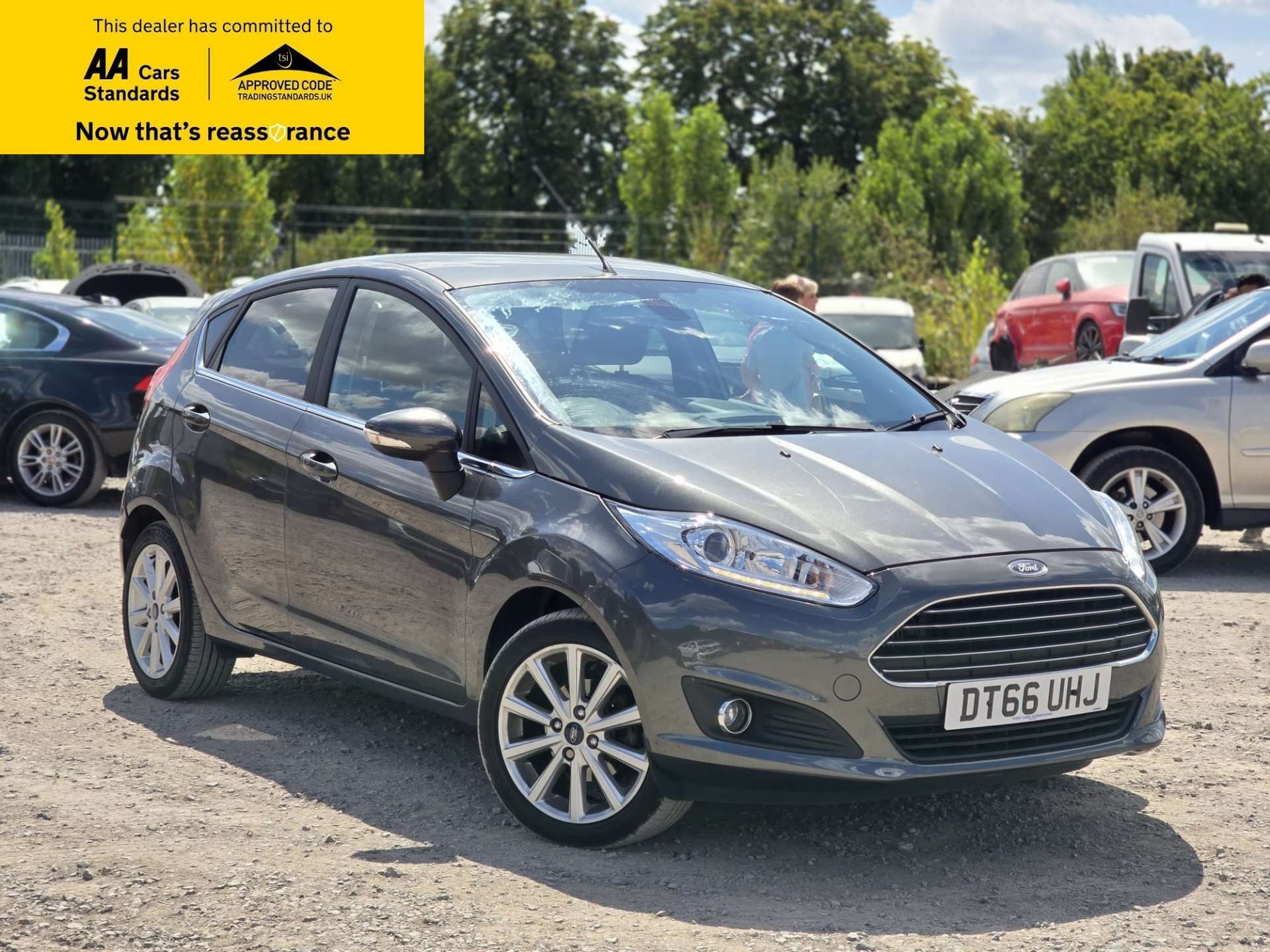 1.0T EcoBoost Titanium Hatchback 5dr Petrol Powershift Euro 6 (100 ps)