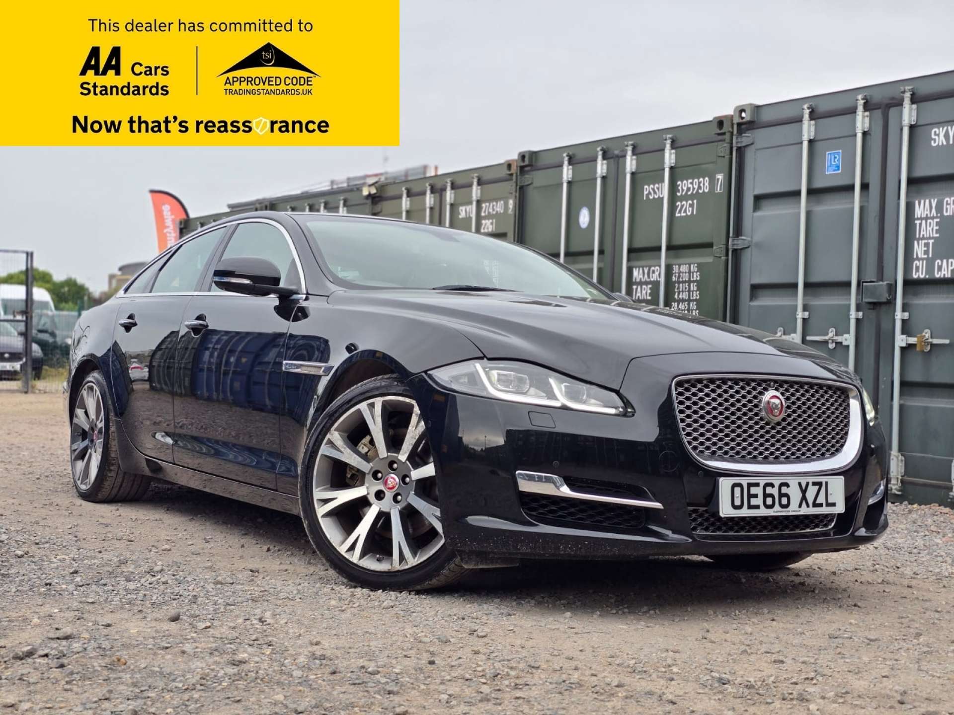 3.0d V6 Portfolio Saloon 4dr Diesel Auto Euro 6 (s/s) (300 ps)